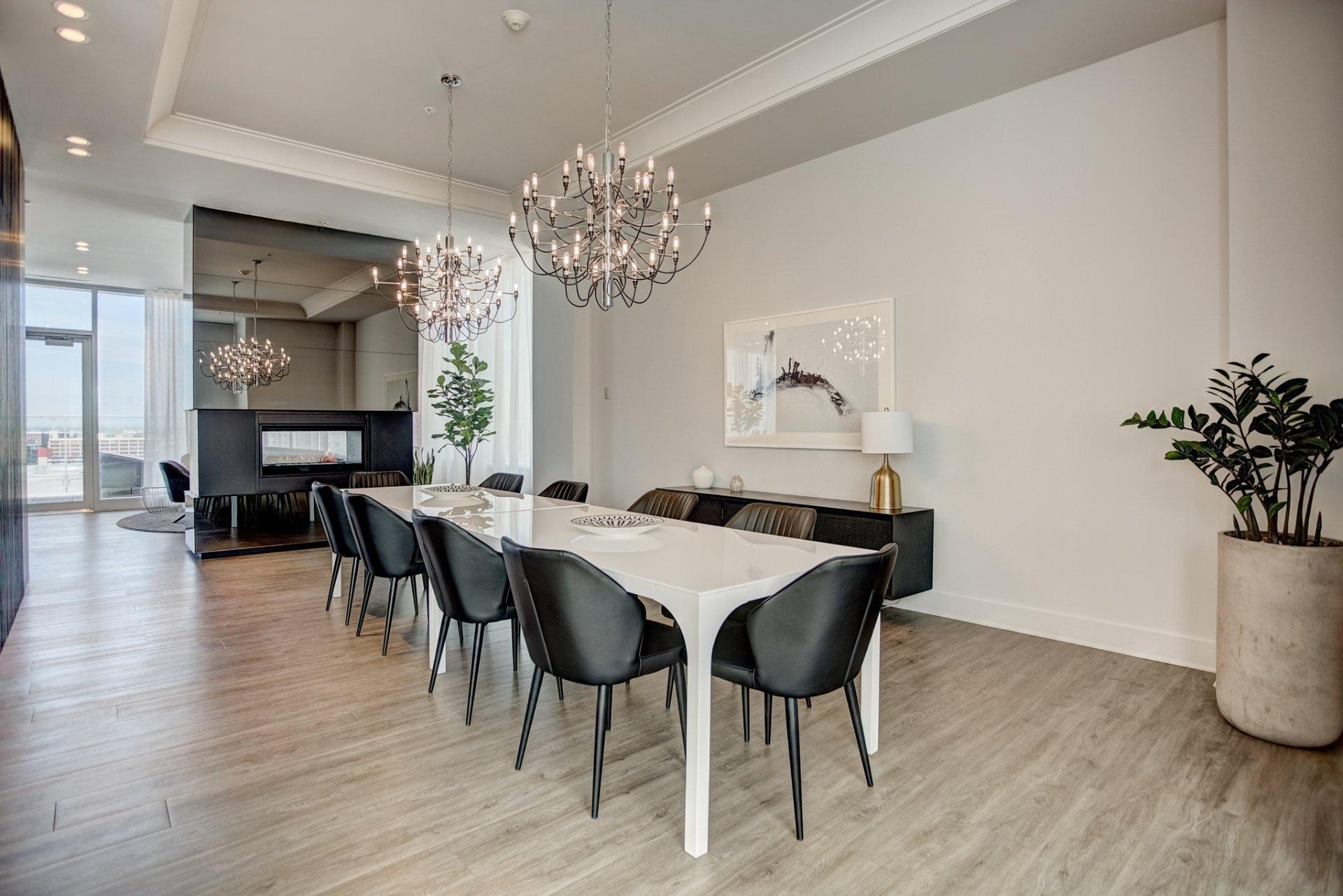 









5175


Av. de Courtrai

, 811,
Montréal (Côte-des-Neiges/Notre-Dame-de-Grâce),




QC
H3W0A9

