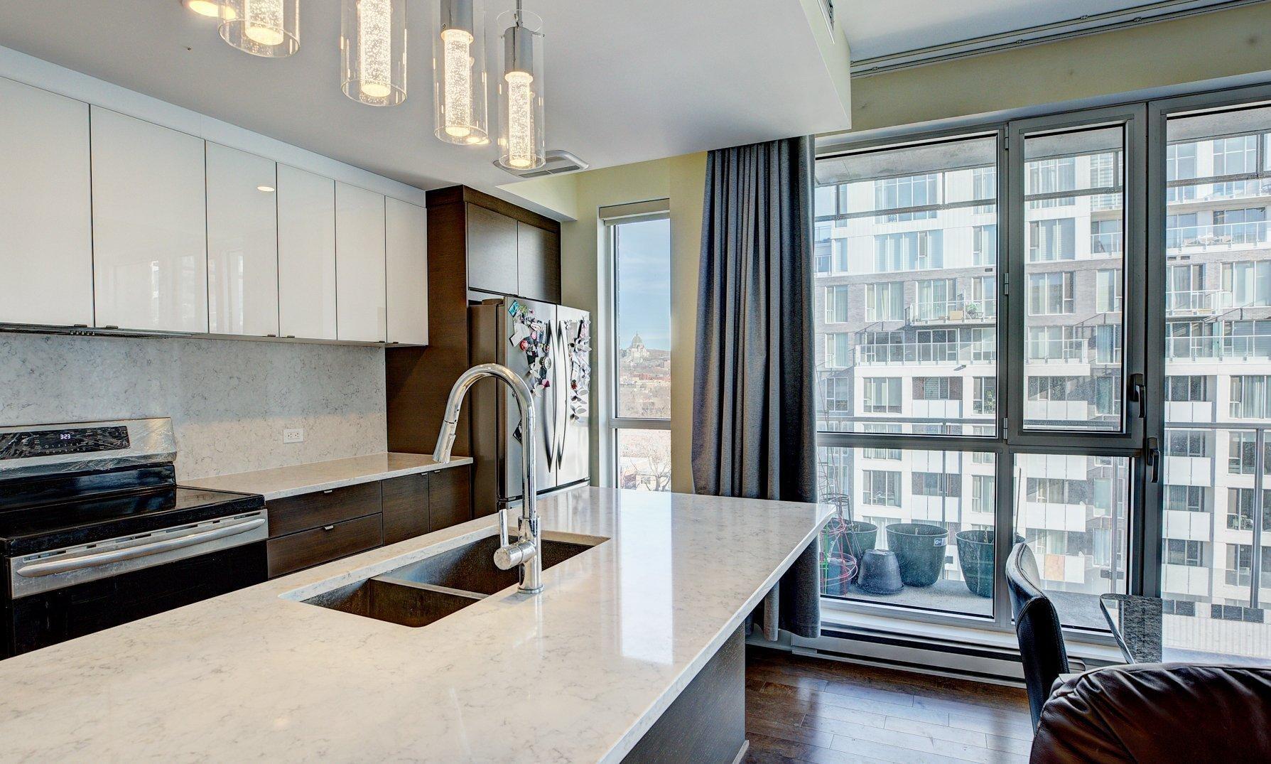 









5175


Av. de Courtrai

, 811,
Montréal (Côte-des-Neiges/Notre-Dame-de-Grâce),




QC
H3W0A9

