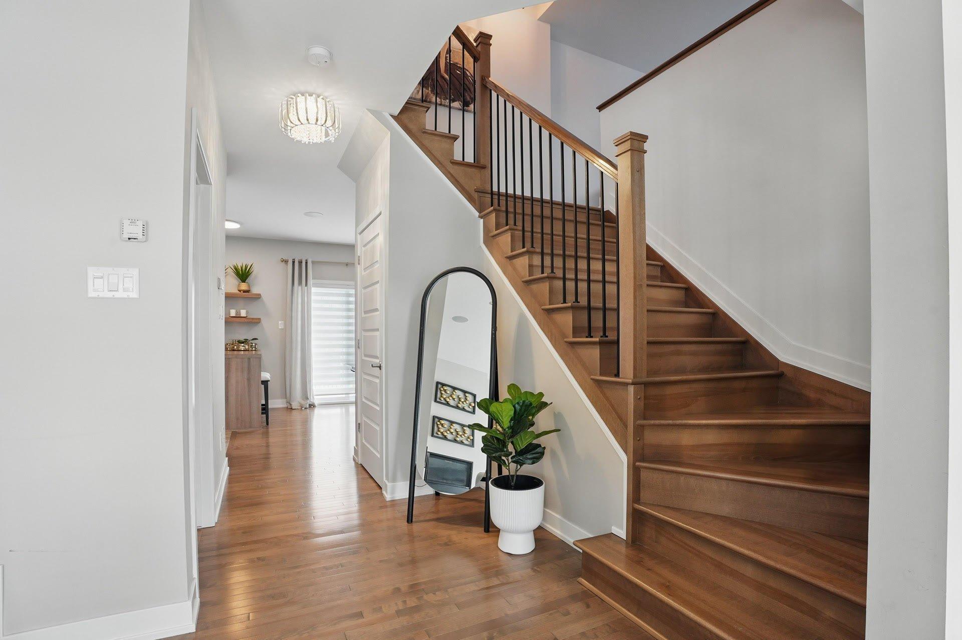 









192


Rue du Tournoi

,
Gatineau (Aylmer),




QC
J9J2T4

