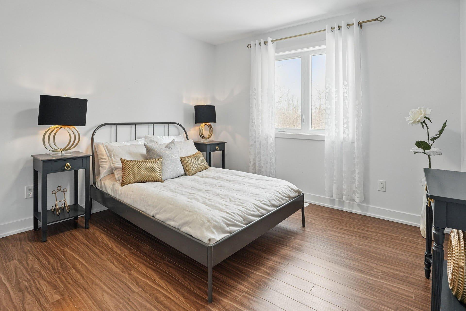 









192


Rue du Tournoi

,
Gatineau (Aylmer),




QC
J9J2T4

