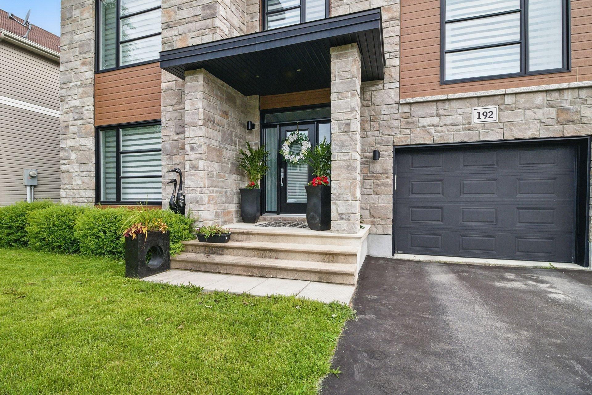 









192


Rue du Tournoi

,
Gatineau (Aylmer),




QC
J9J2T4

