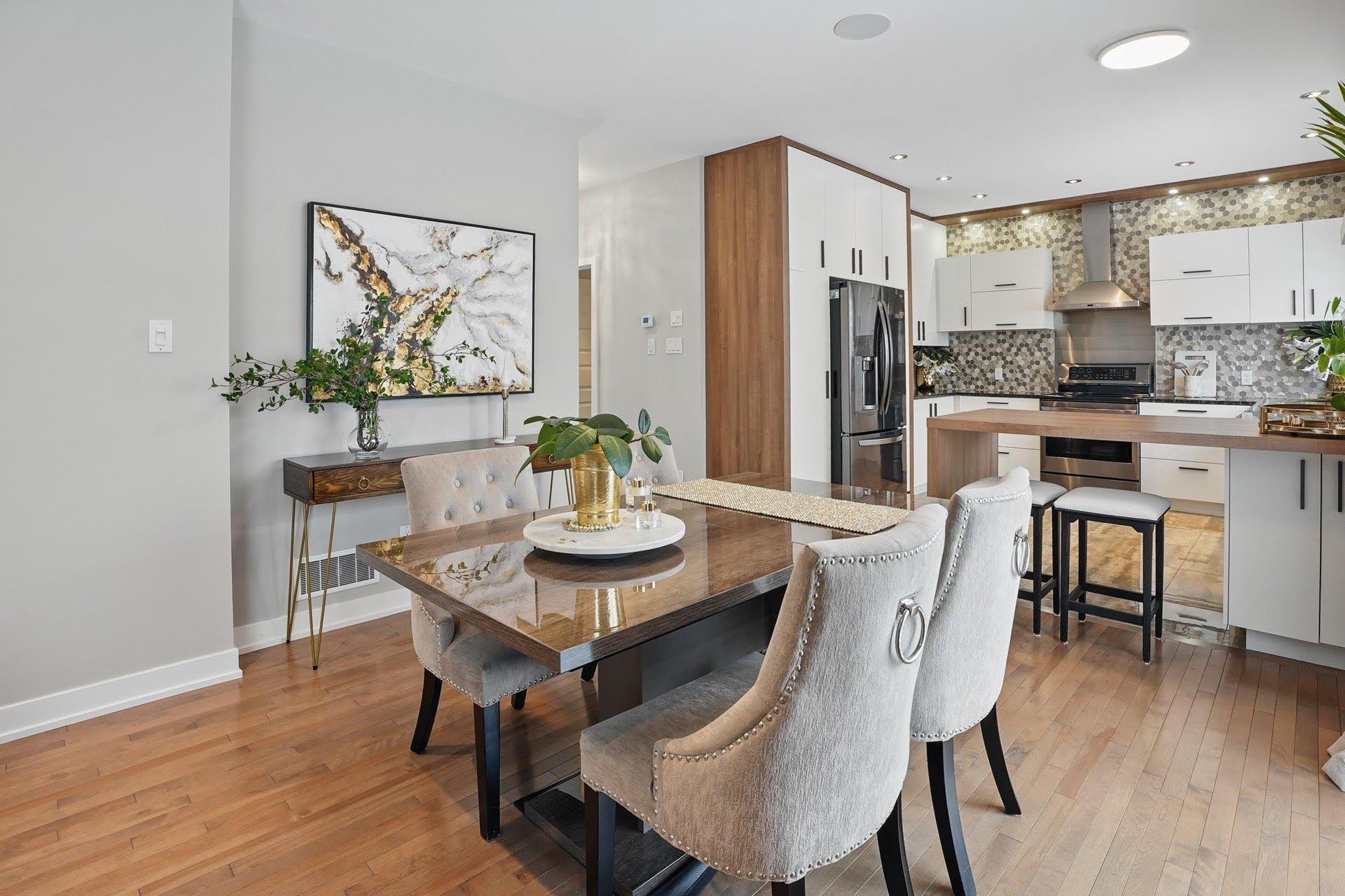 









192


Rue du Tournoi

,
Gatineau (Aylmer),




QC
J9J2T4

