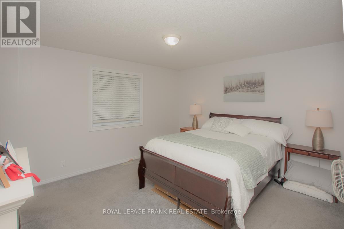 












730 OLD NORWOOD ROAD

,
Havelock-Belmont-Methuen (Belmont-Methuen),




Ontario
K0L1Z0

