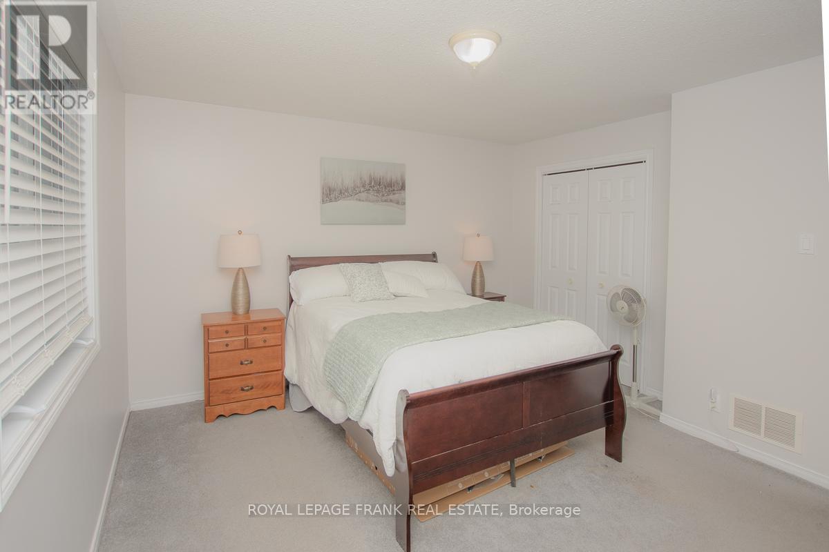 












730 OLD NORWOOD ROAD

,
Havelock-Belmont-Methuen (Belmont-Methuen),




Ontario
K0L1Z0

