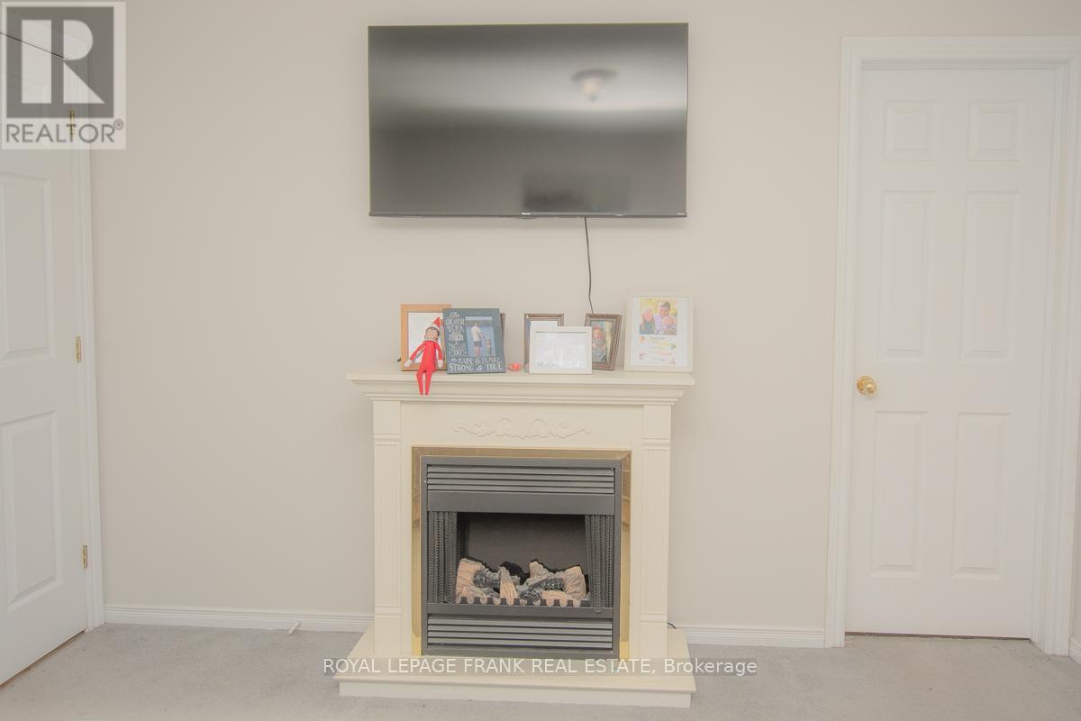 












730 OLD NORWOOD ROAD

,
Havelock-Belmont-Methuen (Belmont-Methuen),




Ontario
K0L1Z0

