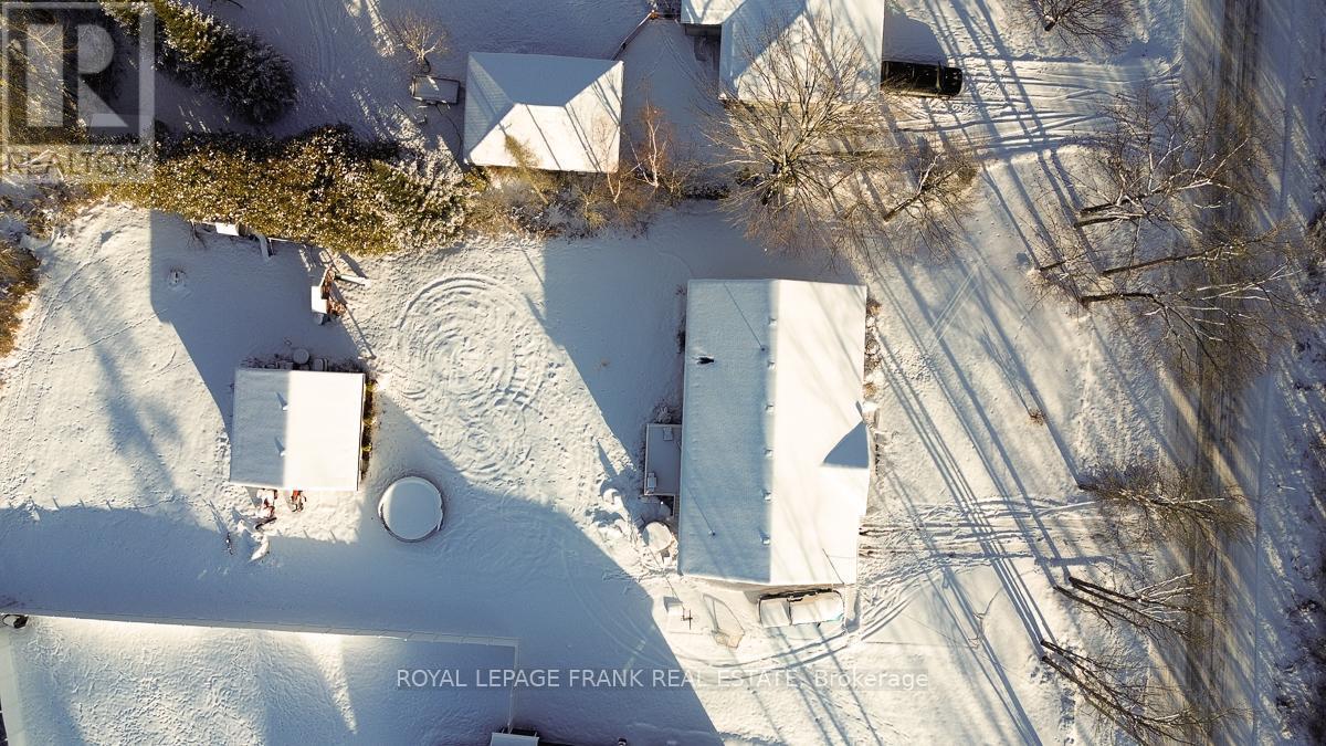 












730 OLD NORWOOD ROAD

,
Havelock-Belmont-Methuen (Belmont-Methuen),




Ontario
K0L1Z0

