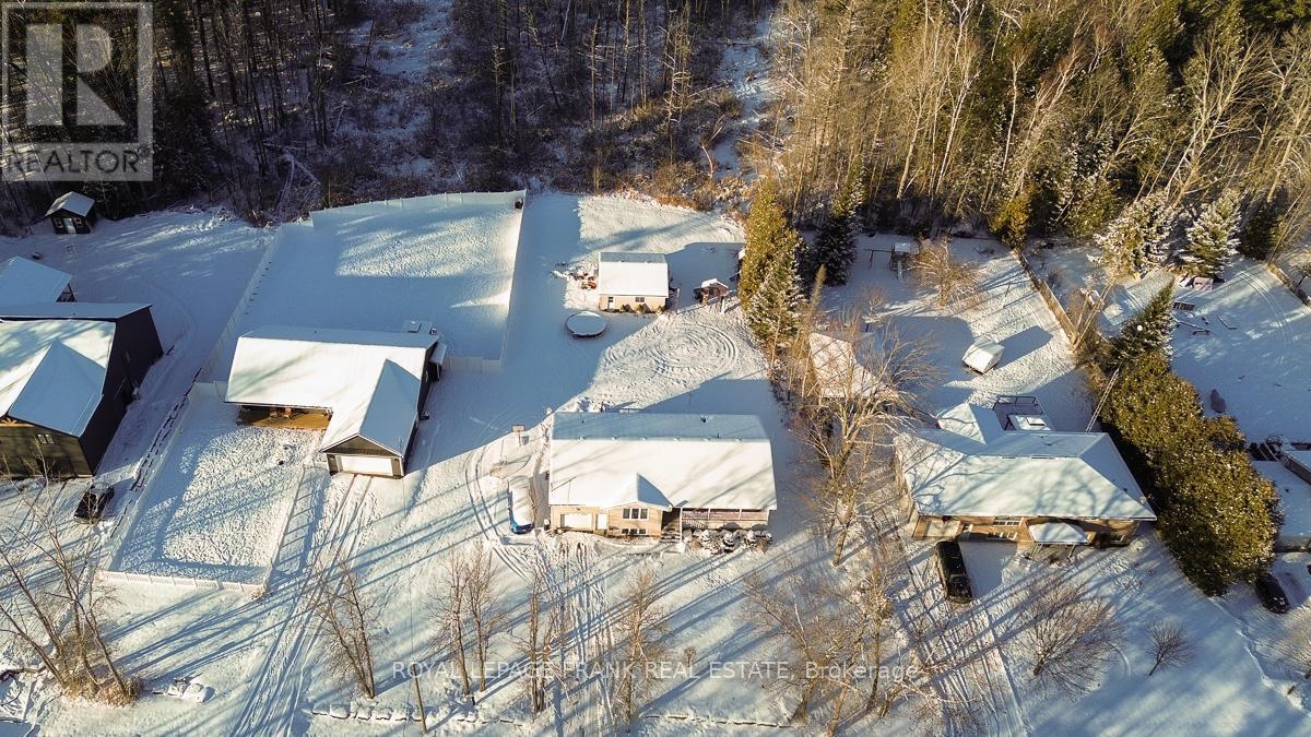 












730 OLD NORWOOD ROAD

,
Havelock-Belmont-Methuen (Belmont-Methuen),




Ontario
K0L1Z0

