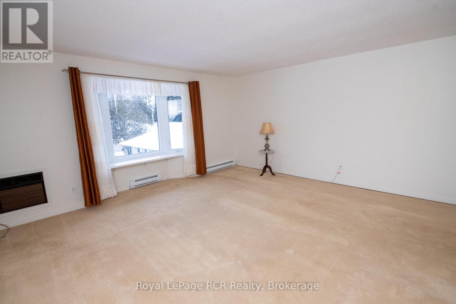 












306 - 497 BIRMINGHAM ST WEST STREET W

,
Wellington North (Mount Forest),




Ontario
N0G2L1

