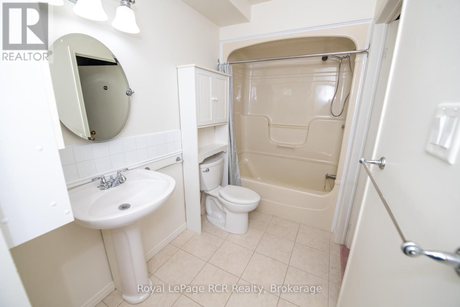 












306 - 497 BIRMINGHAM ST WEST STREET W

,
Wellington North (Mount Forest),




Ontario
N0G2L1

