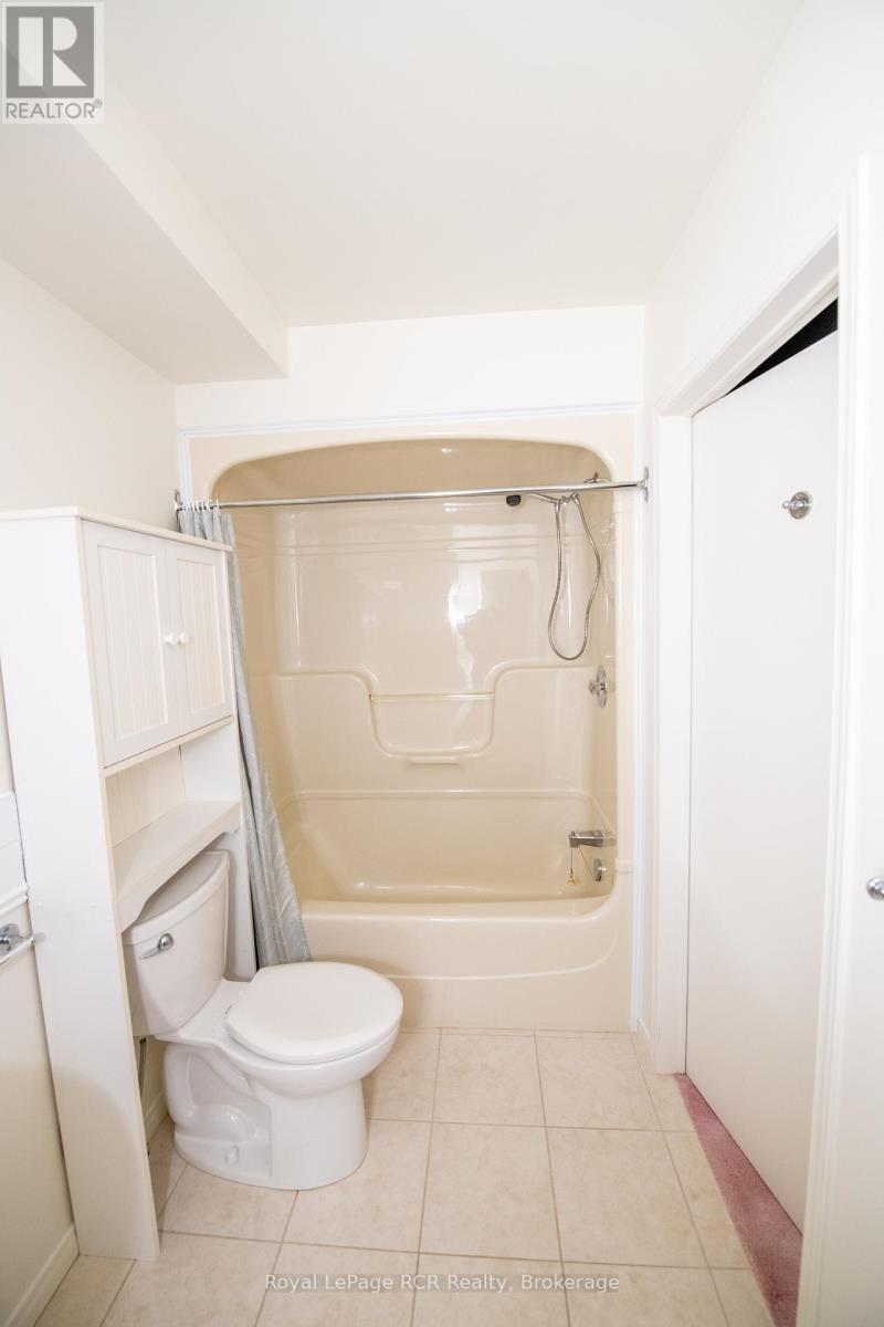 












306 - 497 BIRMINGHAM ST WEST STREET W

,
Wellington North (Mount Forest),




Ontario
N0G2L1

