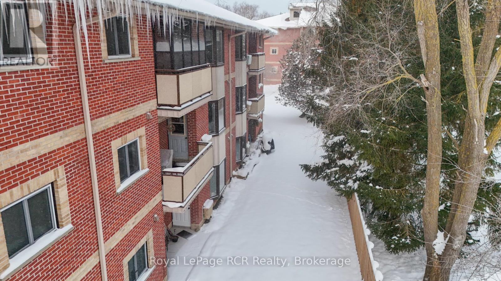 












306 - 497 BIRMINGHAM ST WEST STREET W

,
Wellington North (Mount Forest),




Ontario
N0G2L1

