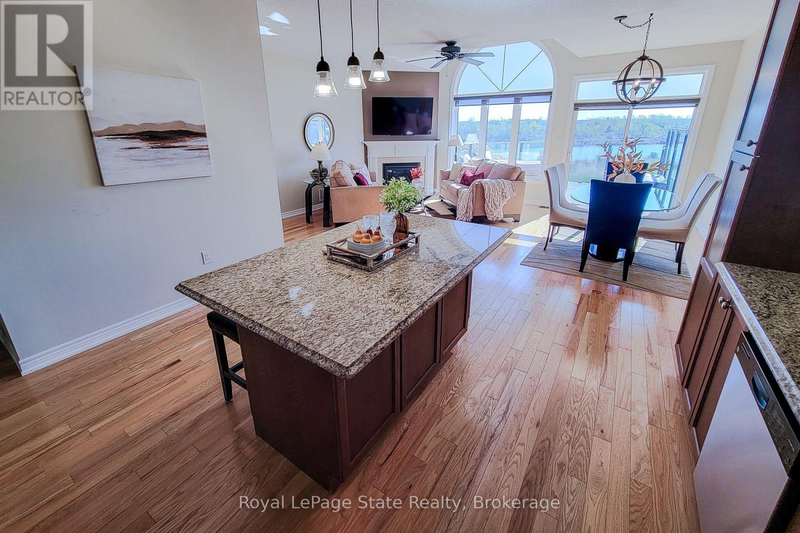 












115 TURNBERRY TRAIL

,
Welland (Hwy 406/Welland),




Ontario
L3B0B7

