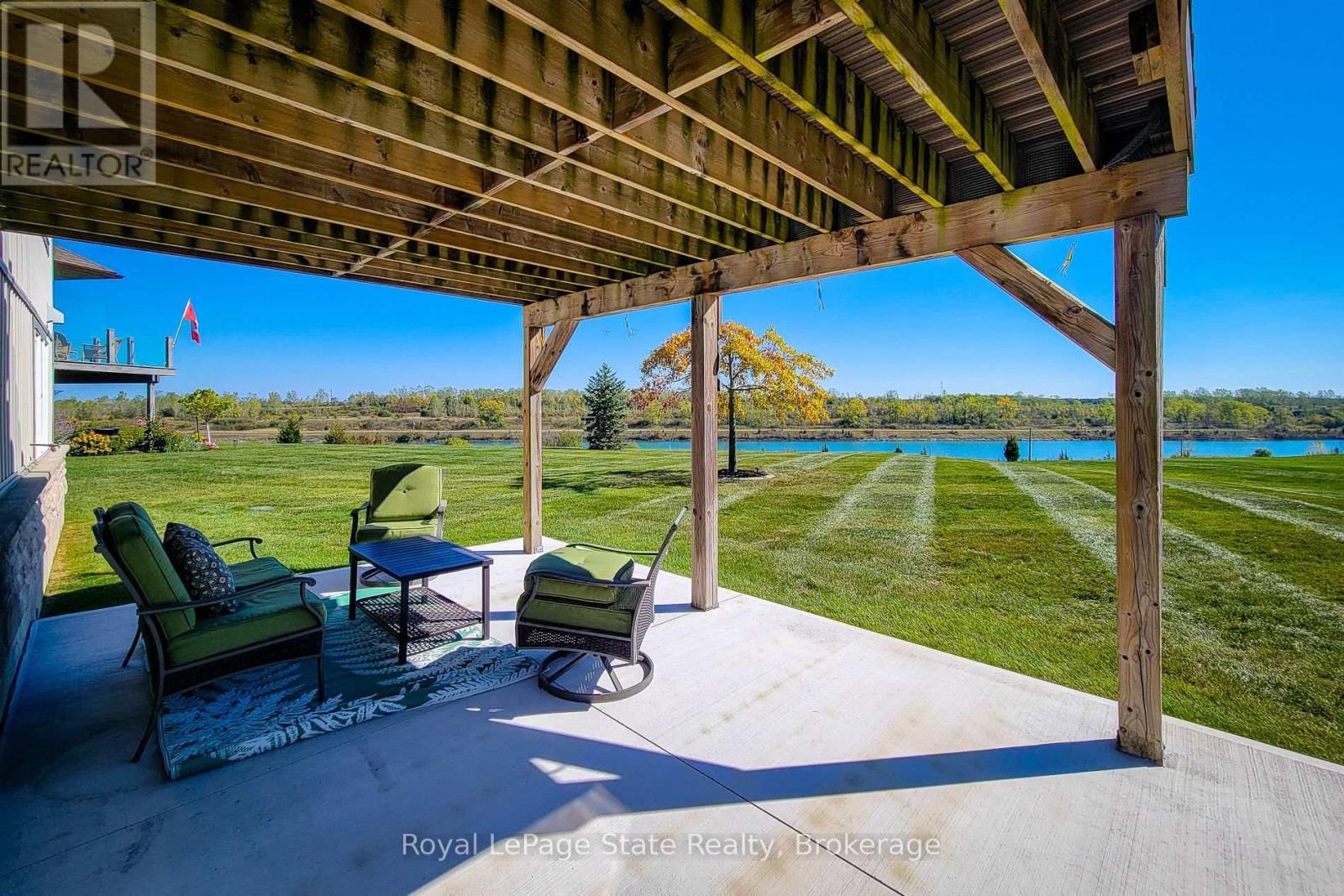 












115 TURNBERRY TRAIL

,
Welland (Hwy 406/Welland),




Ontario
L3B0B7

