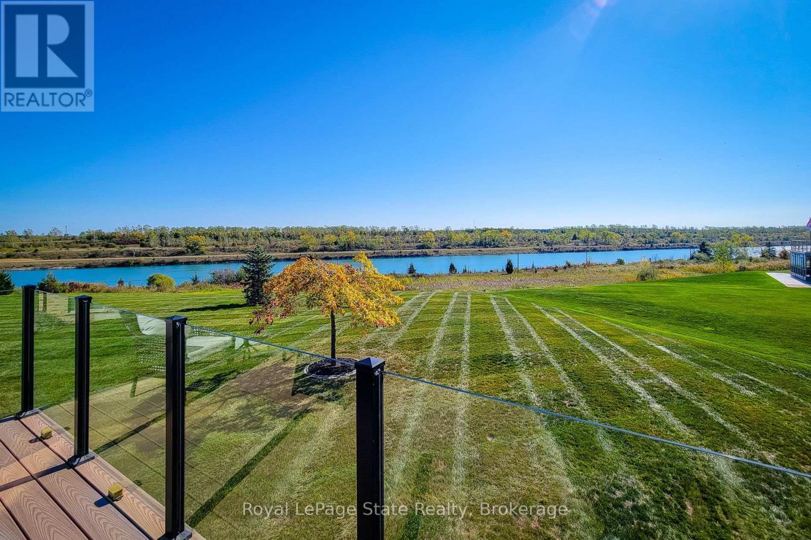 












115 TURNBERRY TRAIL

,
Welland (Hwy 406/Welland),




Ontario
L3B0B7

