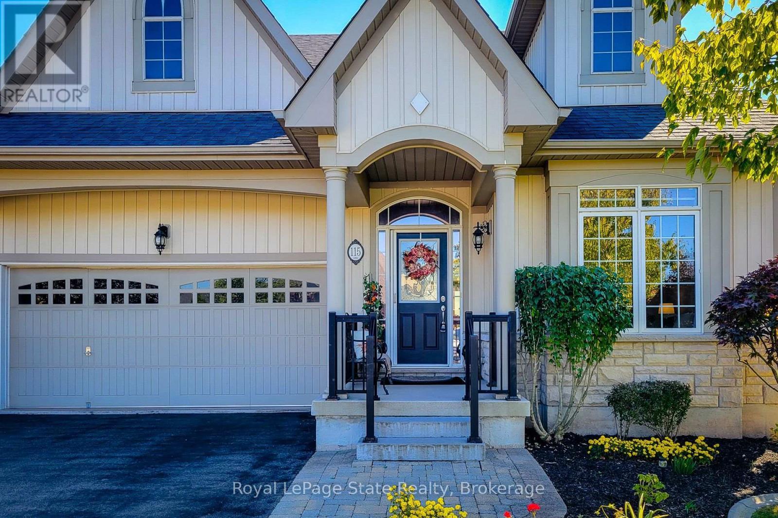 












115 TURNBERRY TRAIL

,
Welland (Hwy 406/Welland),




Ontario
L3B0B7

