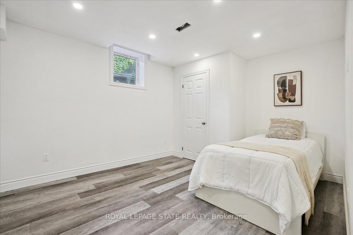 









95


Hemlock

Way,
Grimsby,




ON
L3M 0A9

