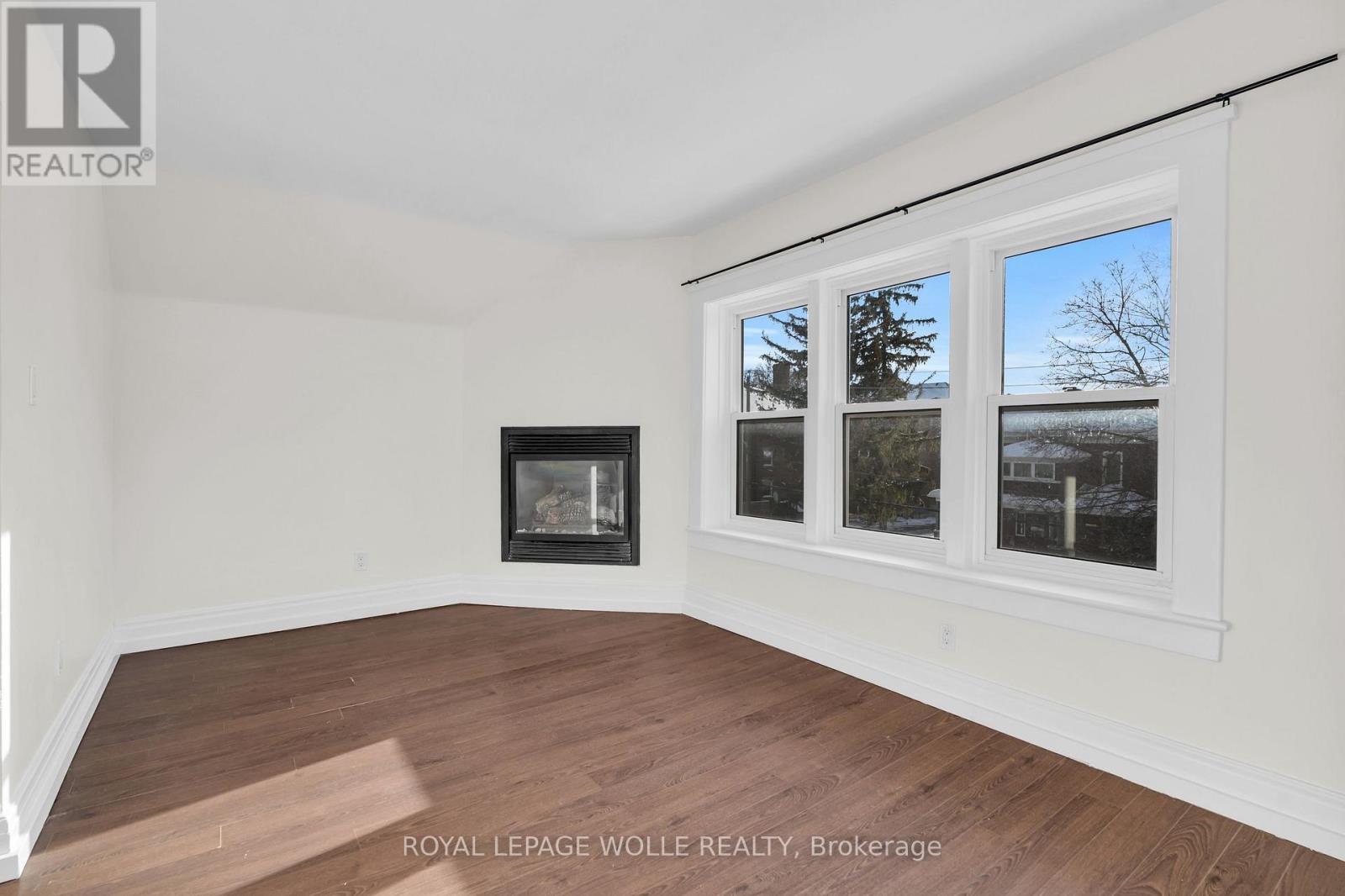 












UNIT D (UPPER) - 98 CHURCH STREET

,
Kitchener,




Ontario
N2G2S2

