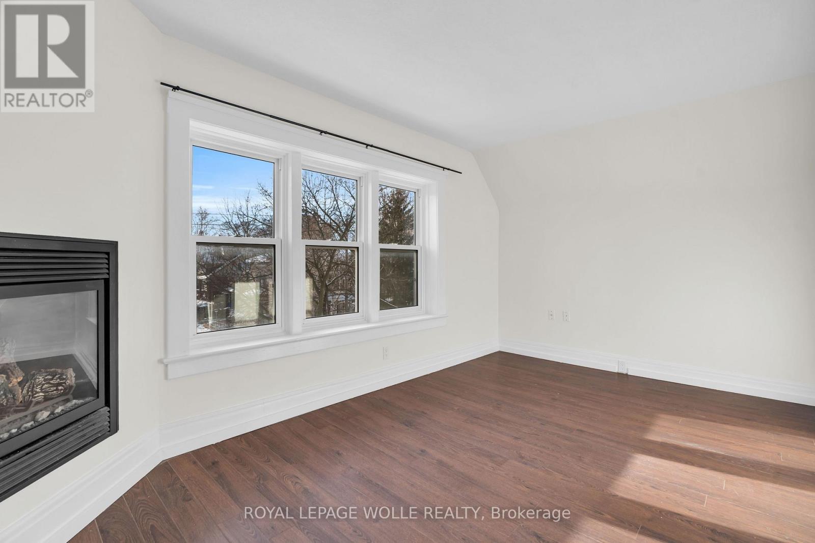 












UNIT D (UPPER) - 98 CHURCH STREET

,
Kitchener,




Ontario
N2G2S2

