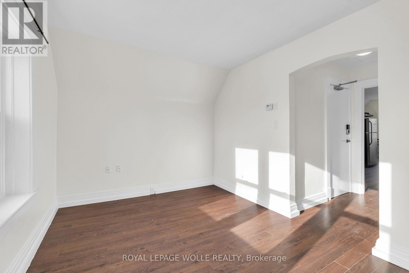 












UNIT D (UPPER) - 98 CHURCH STREET

,
Kitchener,




Ontario
N2G2S2

