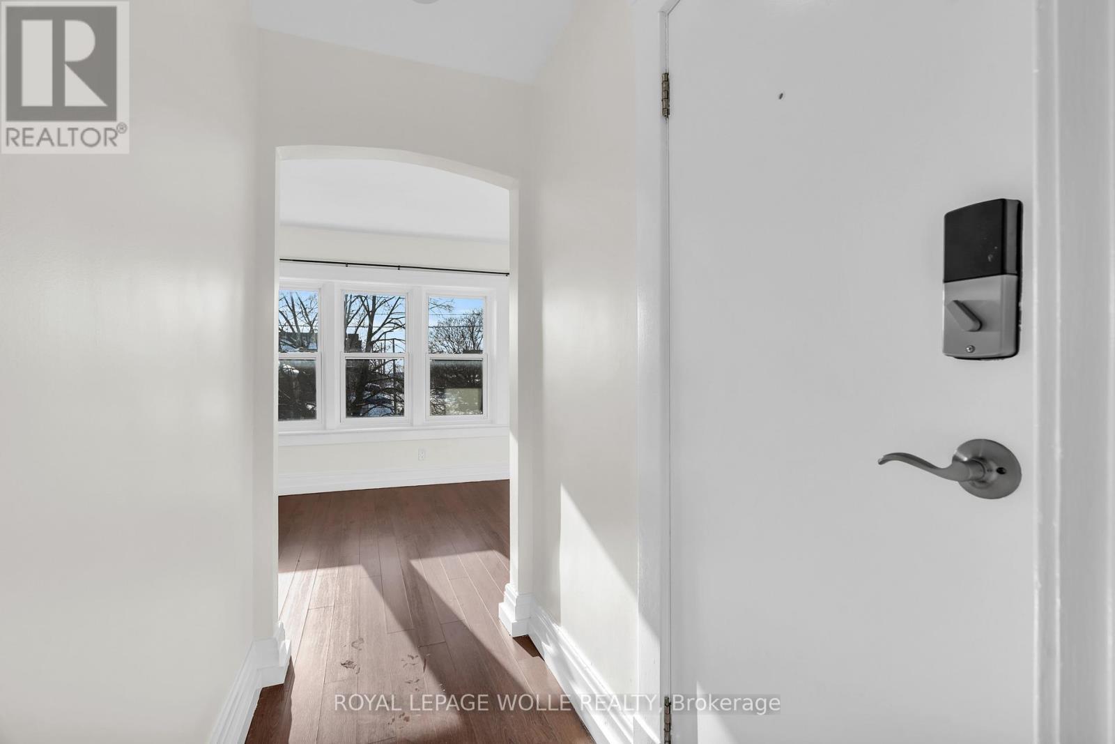 












UNIT D (UPPER) - 98 CHURCH STREET

,
Kitchener,




Ontario
N2G2S2

