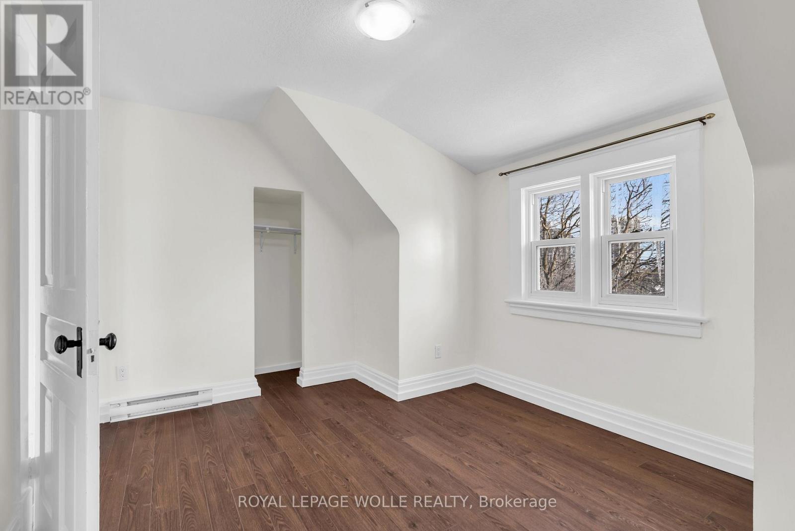 












UNIT D (UPPER) - 98 CHURCH STREET

,
Kitchener,




Ontario
N2G2S2

