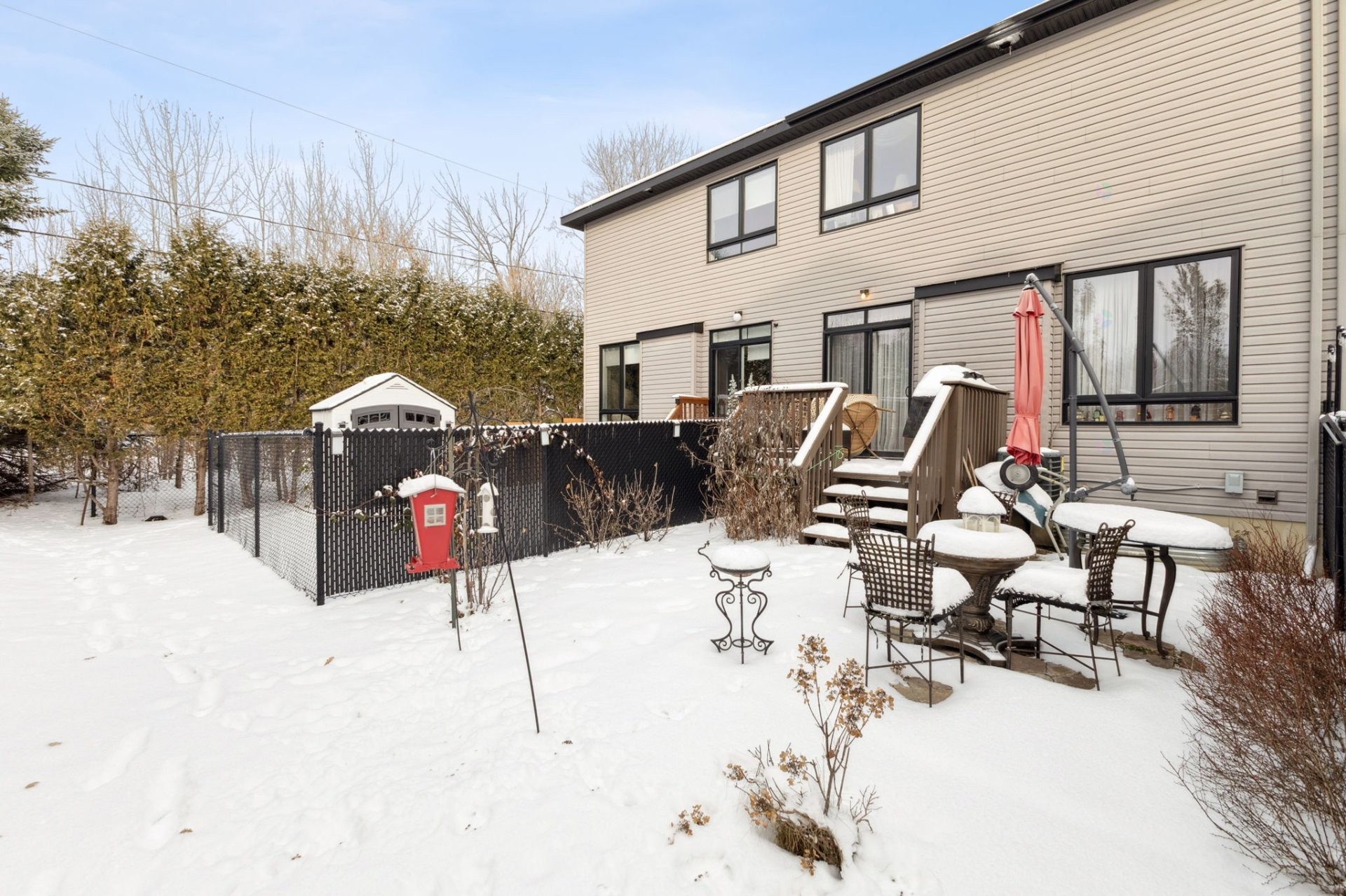 









120


Boul. de l'Amérique-Française

, 4,
Gatineau (Aylmer),




QC
J9J1G9

