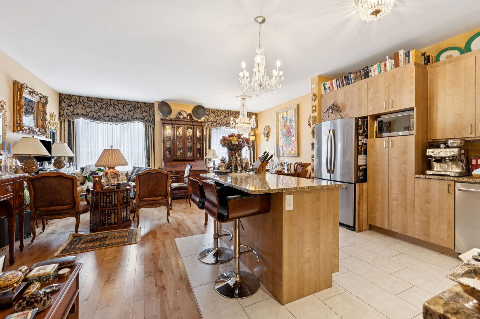 









120Z


Boul. de l'Amérique-Française

, 4,
Gatineau (Aylmer),




QC
J9J1G9

