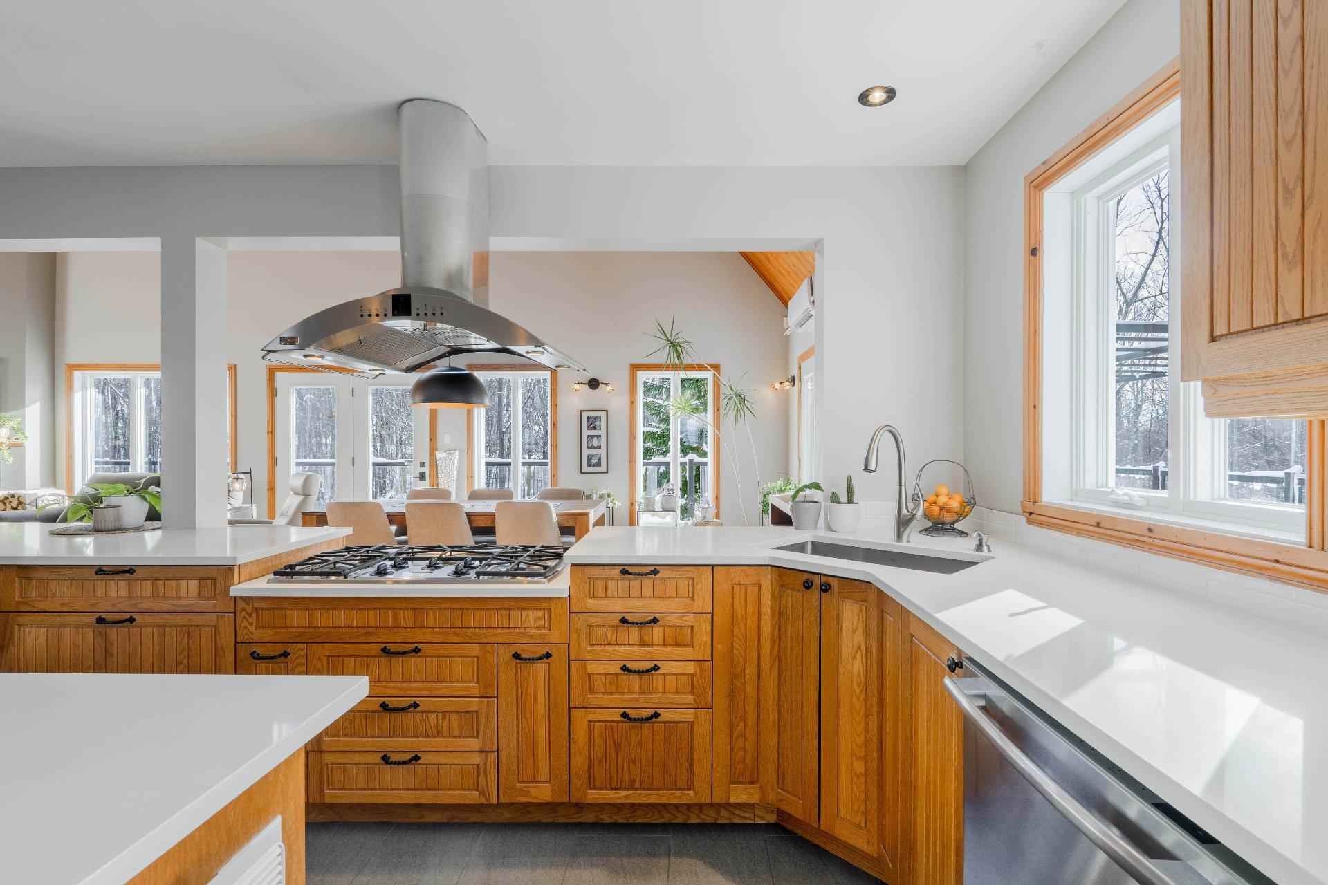 









2270


Ch. Deschesne 

,
Saint-Denis-de-Brompton,




QC
J0B2P0


