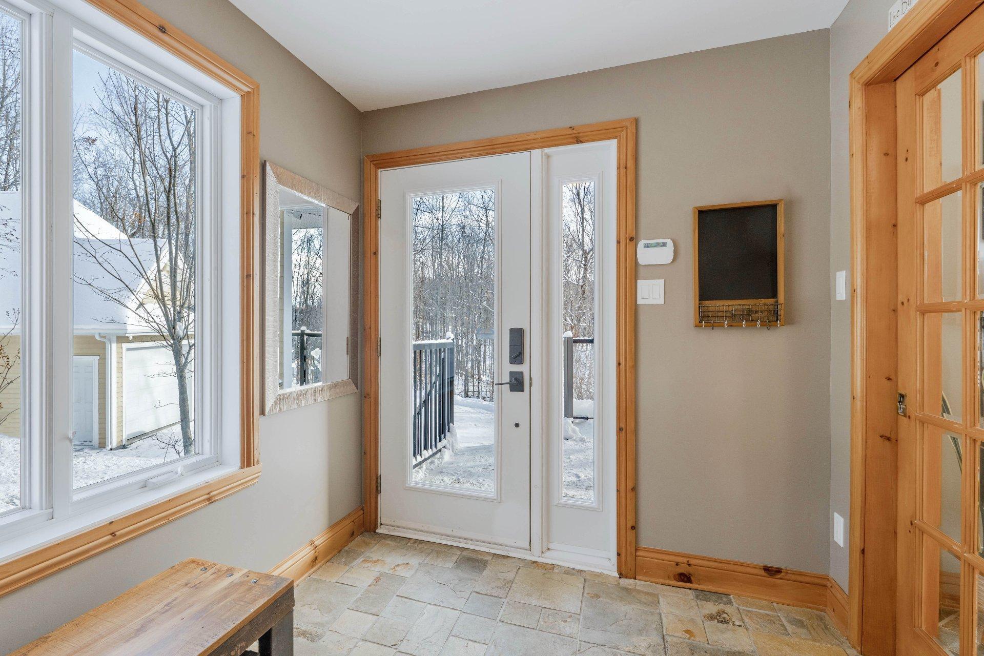









2270


Ch. Deschesne 

,
Saint-Denis-de-Brompton,




QC
J0B2P0

