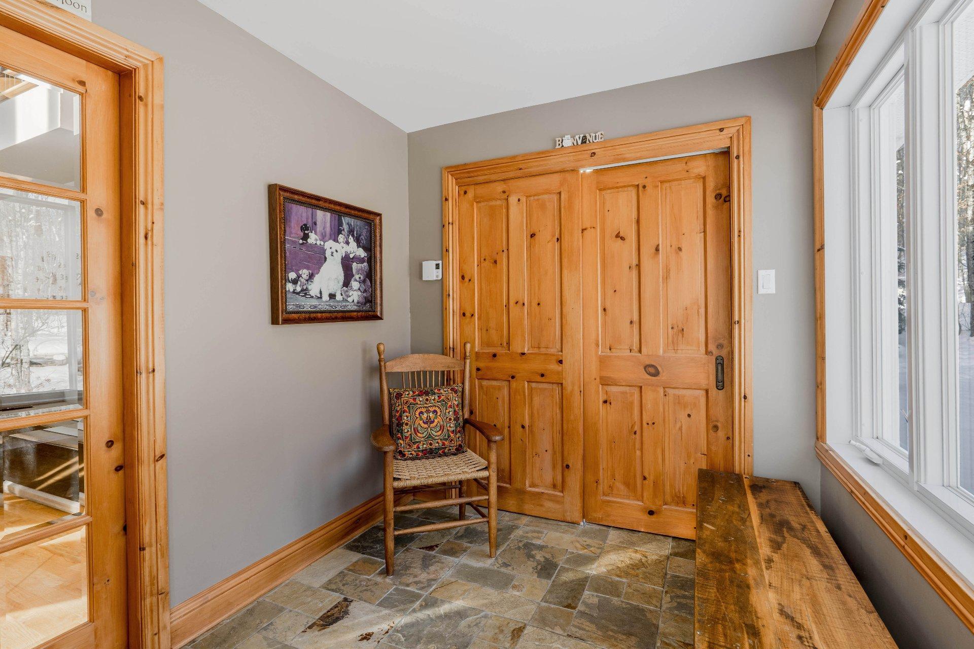 









2270


Ch. Deschesne 

,
Saint-Denis-de-Brompton,




QC
J0B2P0

