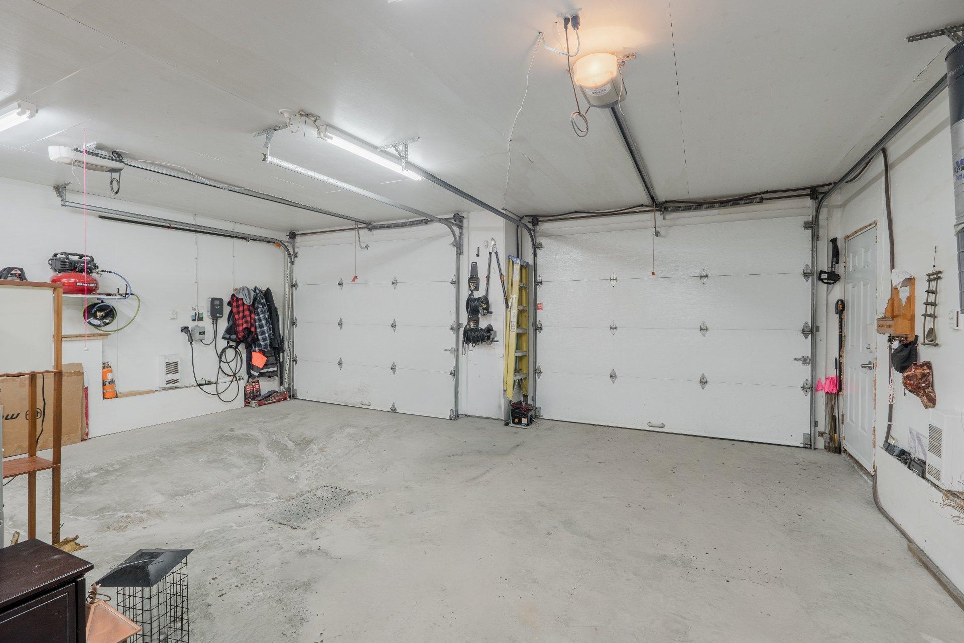









2270


Ch. Deschesne 

,
Saint-Denis-de-Brompton,




QC
J0B2P0

