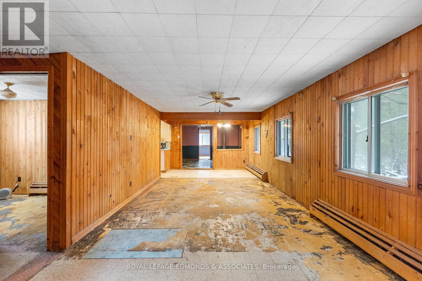 












2815 ROUND LAKE ROAD

,
Killaloe, Hagarty and Richards,




Ontario
K0J2J0

