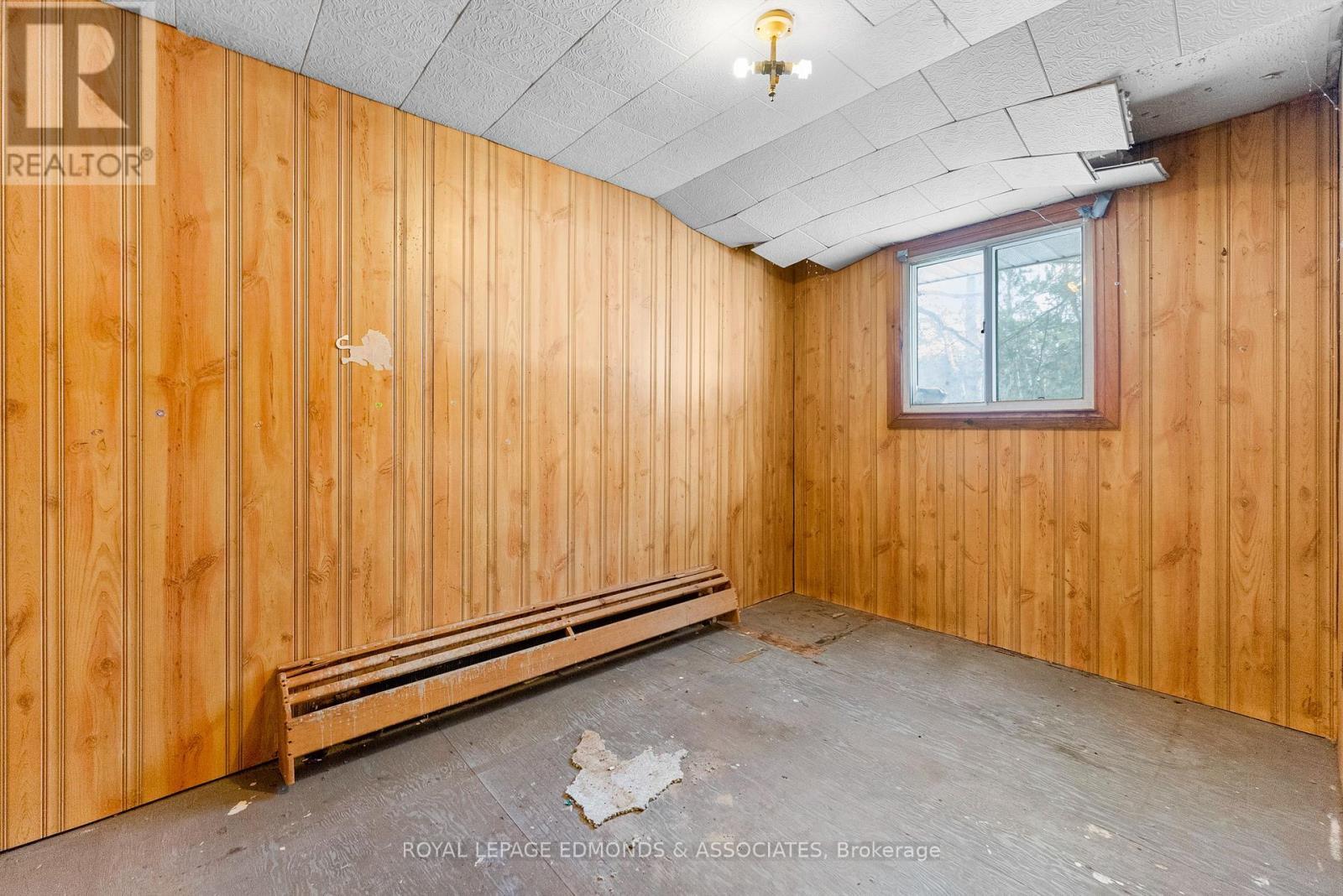 












2815 ROUND LAKE ROAD

,
Killaloe, Hagarty and Richards,




Ontario
K0J2J0

