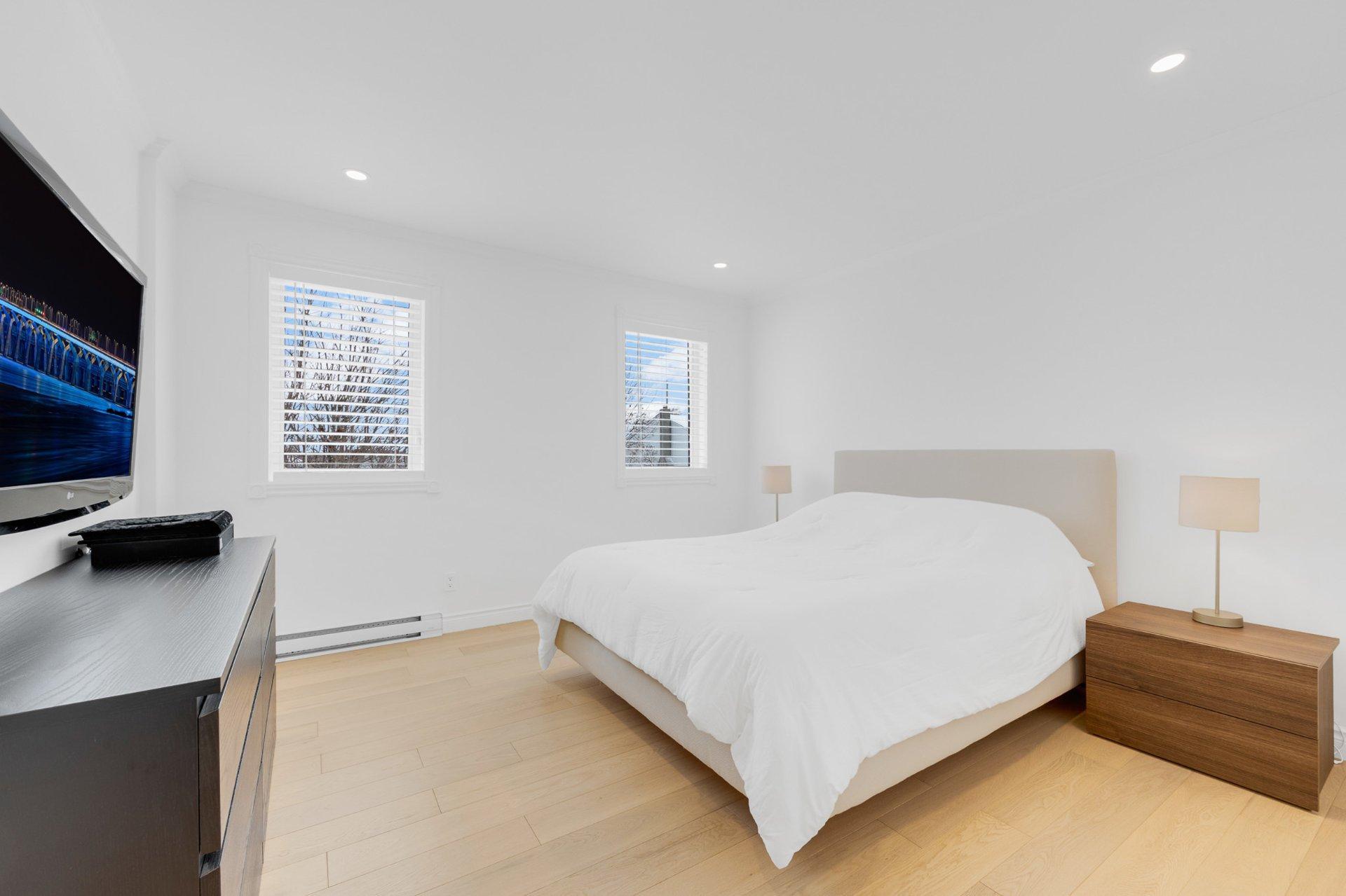 









451


Rue Arthur-Foucher

,
Repentigny (Le Gardeur),




QC
J5Z3X1

