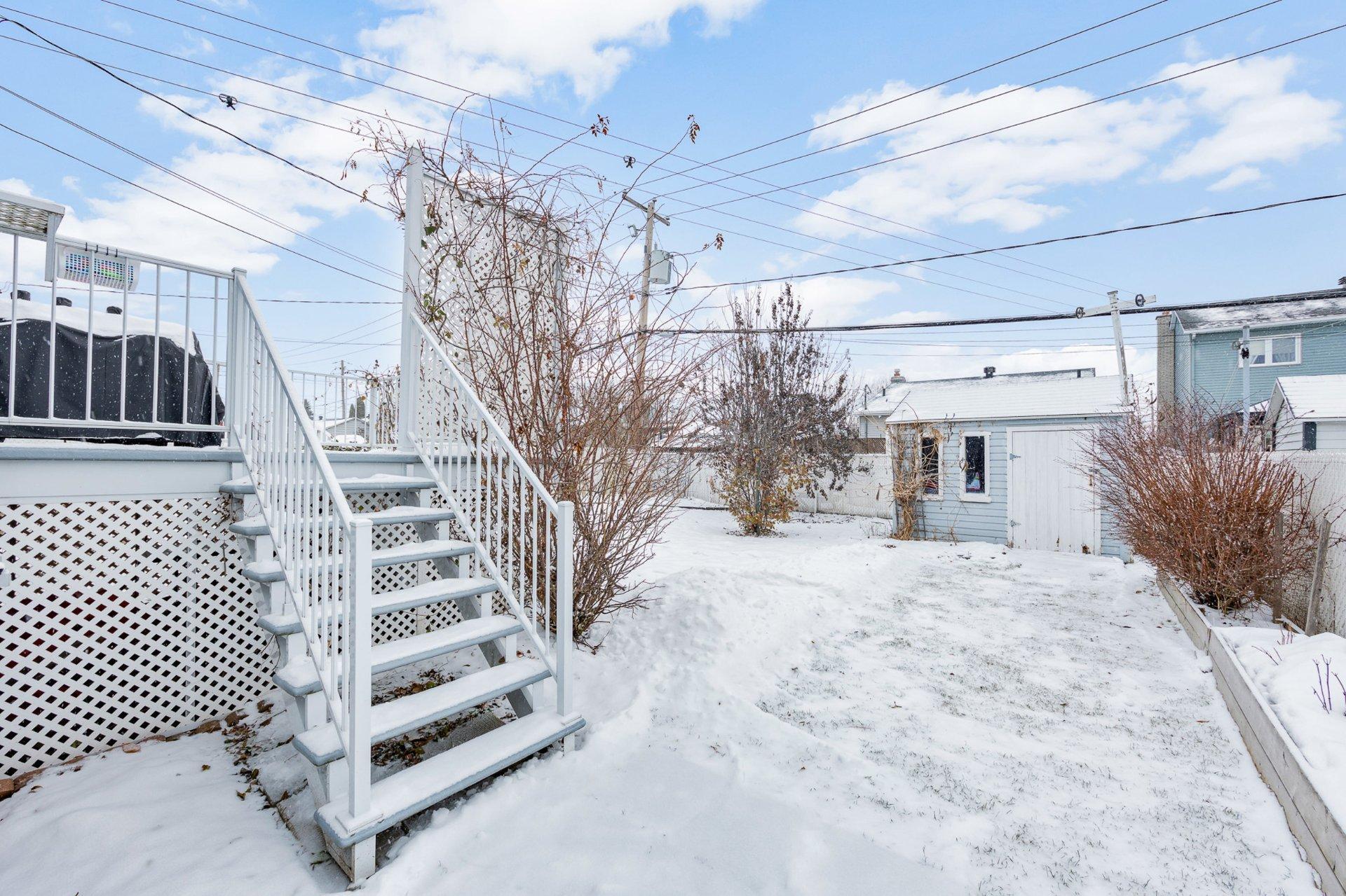 









451


Rue Arthur-Foucher

,
Repentigny (Le Gardeur),




QC
J5Z3X1

