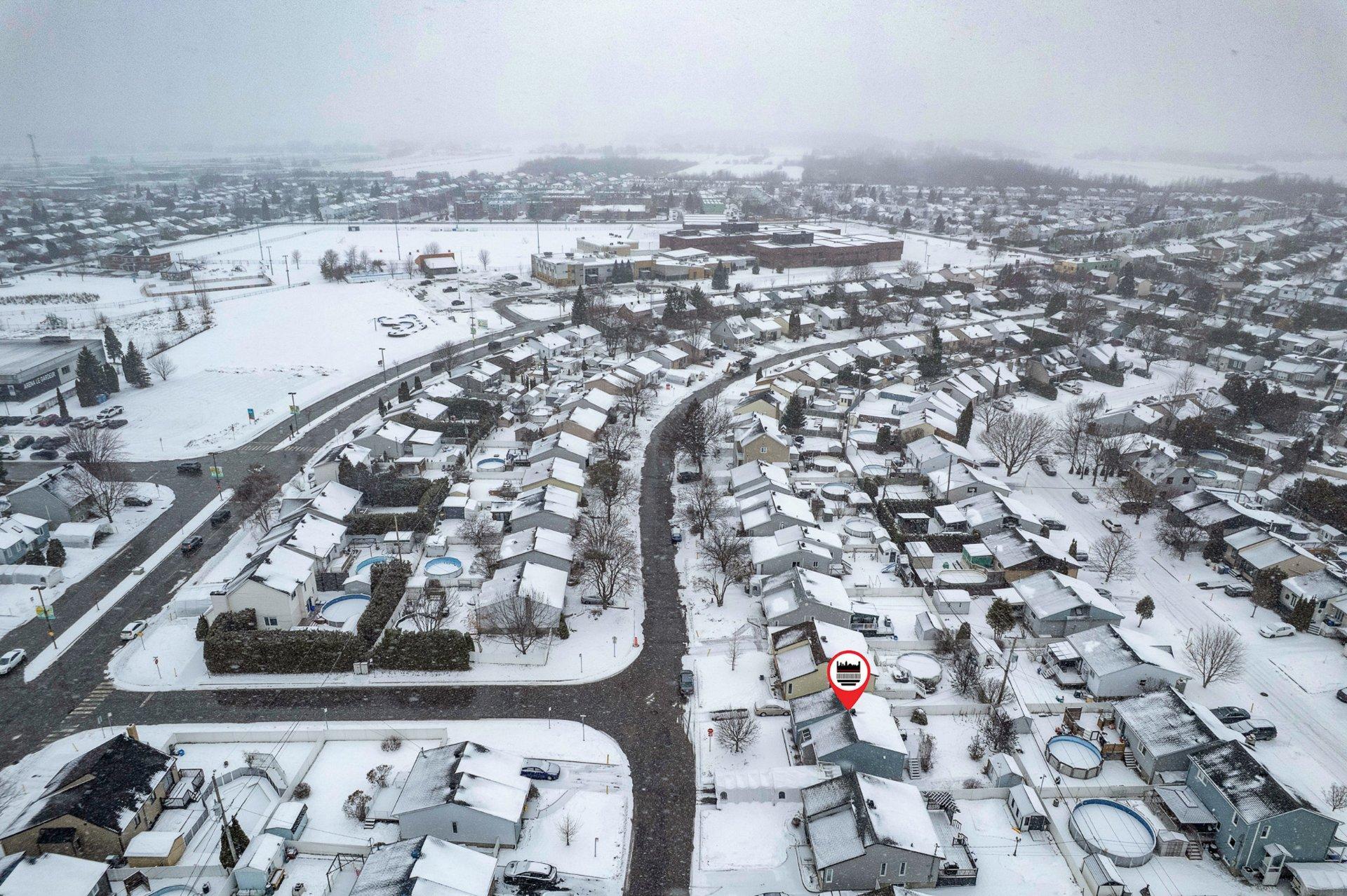 









451


Rue Arthur-Foucher

,
Repentigny (Le Gardeur),




QC
J5Z3X1

