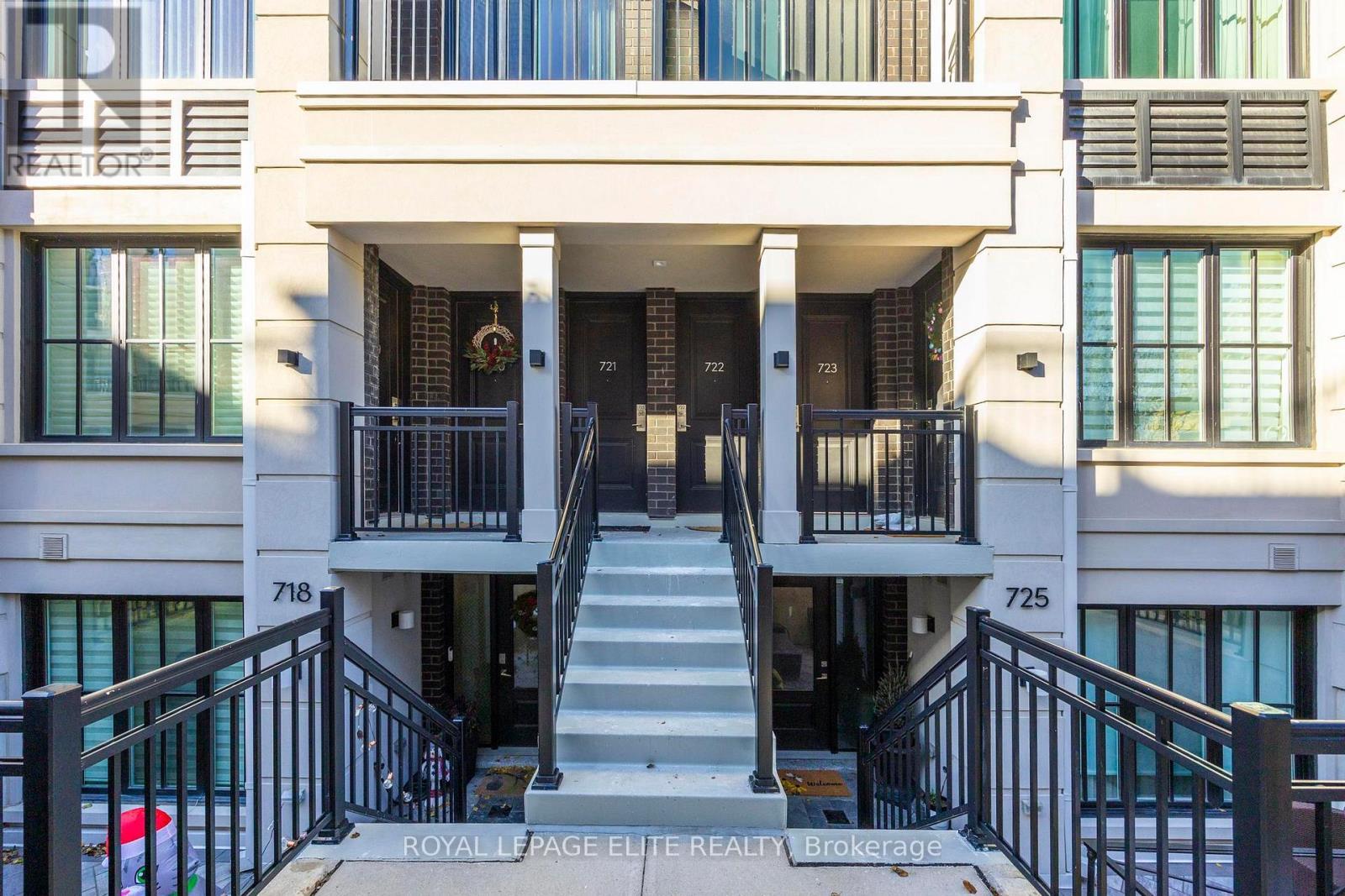 












723 - 665 CRICKLEWOOD DRIVE

,
Mississauga,




Ontario
L5G0B9

