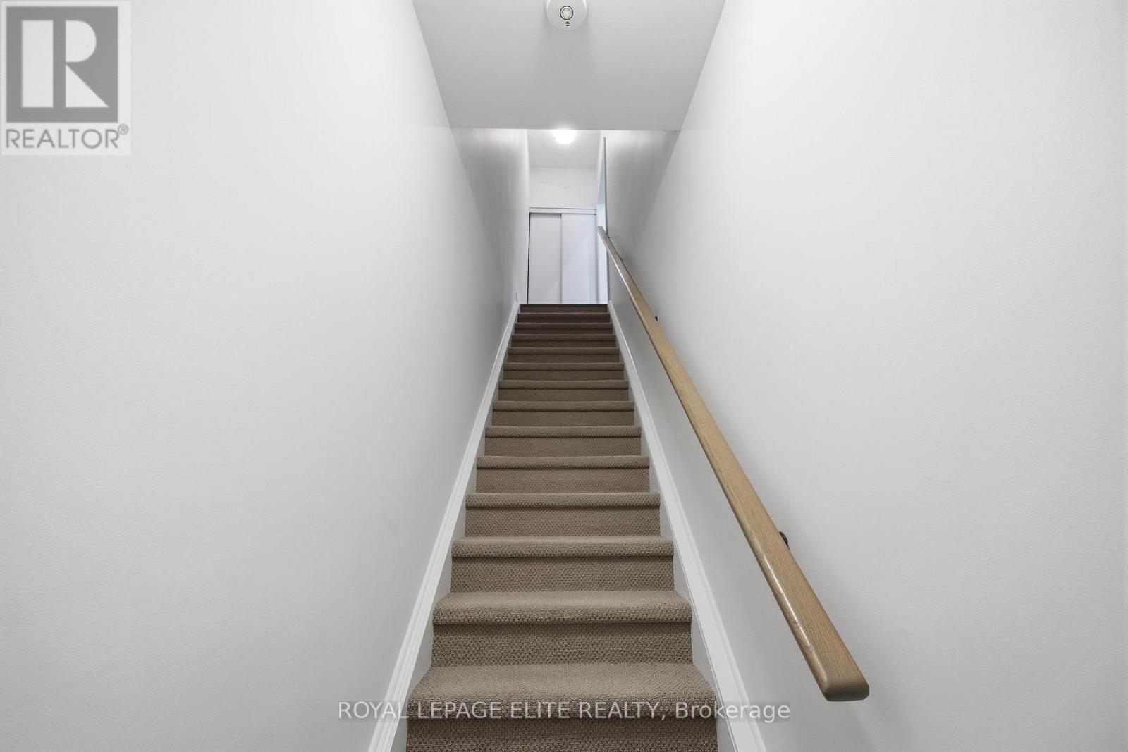 












723 - 665 CRICKLEWOOD DRIVE

,
Mississauga,




Ontario
L5G0B9

