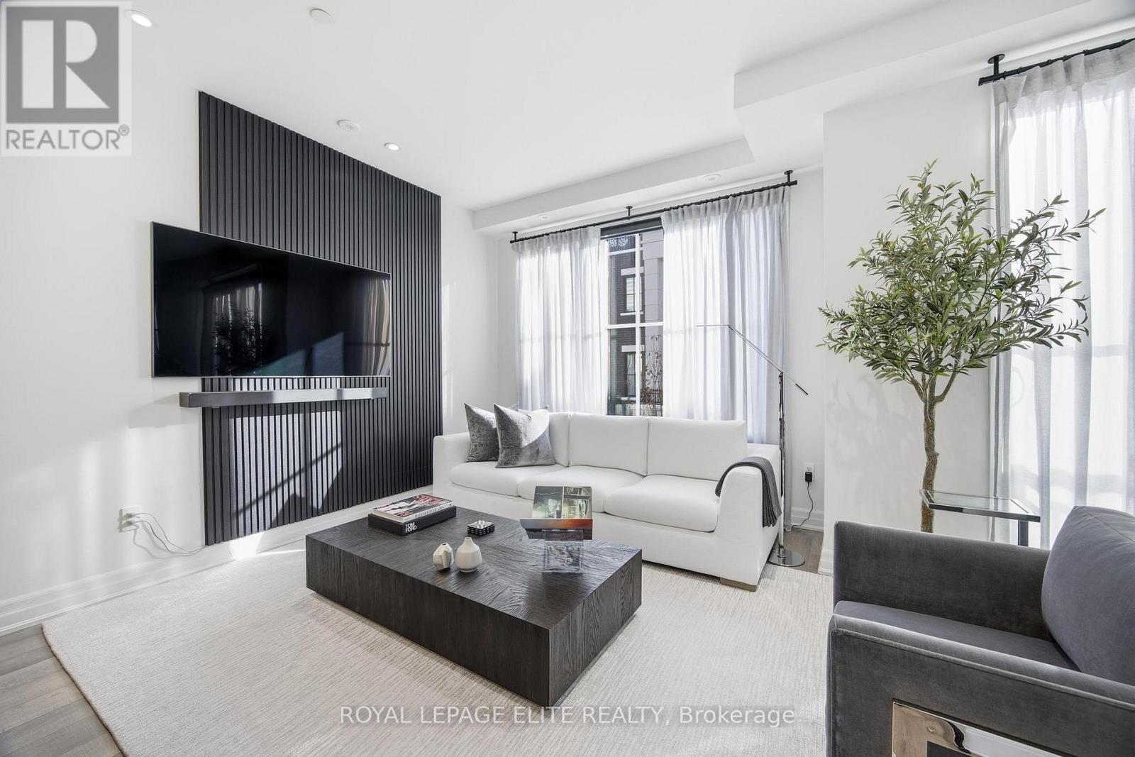 












723 - 665 CRICKLEWOOD DRIVE

,
Mississauga,




Ontario
L5G0B9

