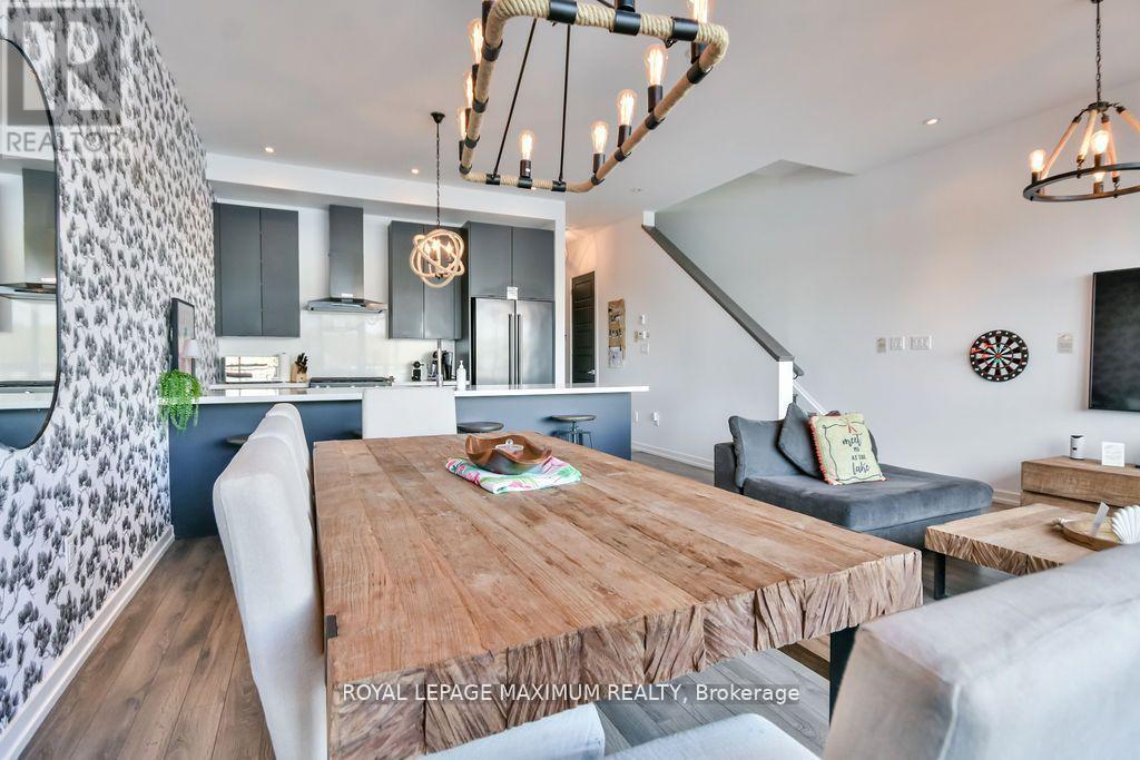 












3527 RIVA AVENUE

,
Innisfil,




Ontario
L9S0L5

