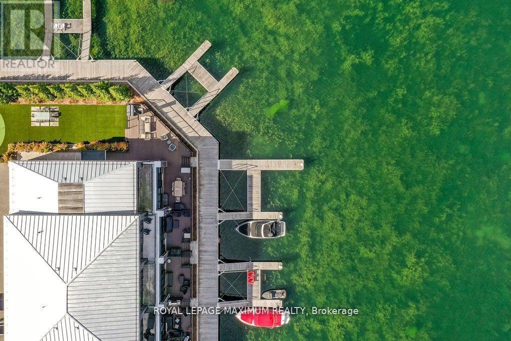 












3527 RIVA AVENUE

,
Innisfil,




Ontario
L9S0L5

