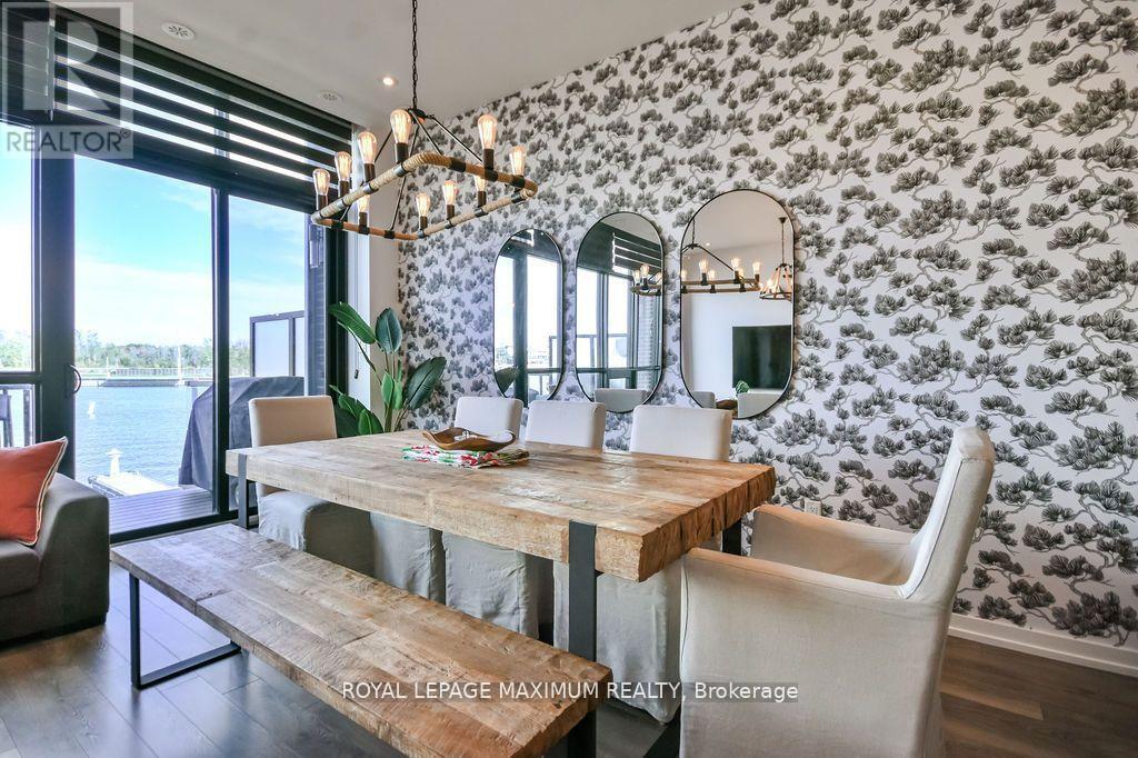 












3527 RIVA AVENUE

,
Innisfil,




Ontario
L9S0L5

