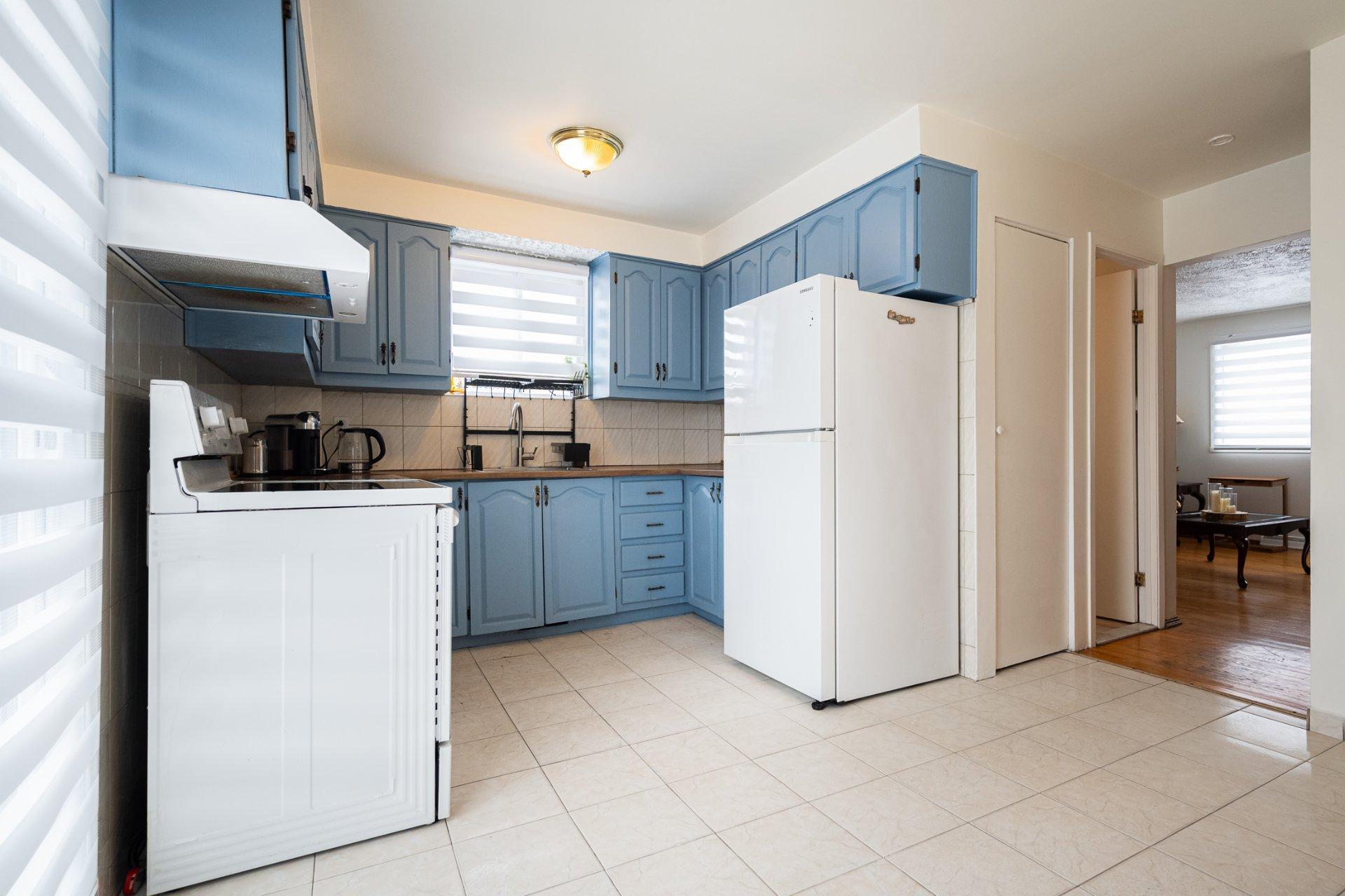 









1154


Av. Haendel

,
Laval (Chomedey),




QC
H7W3A2

