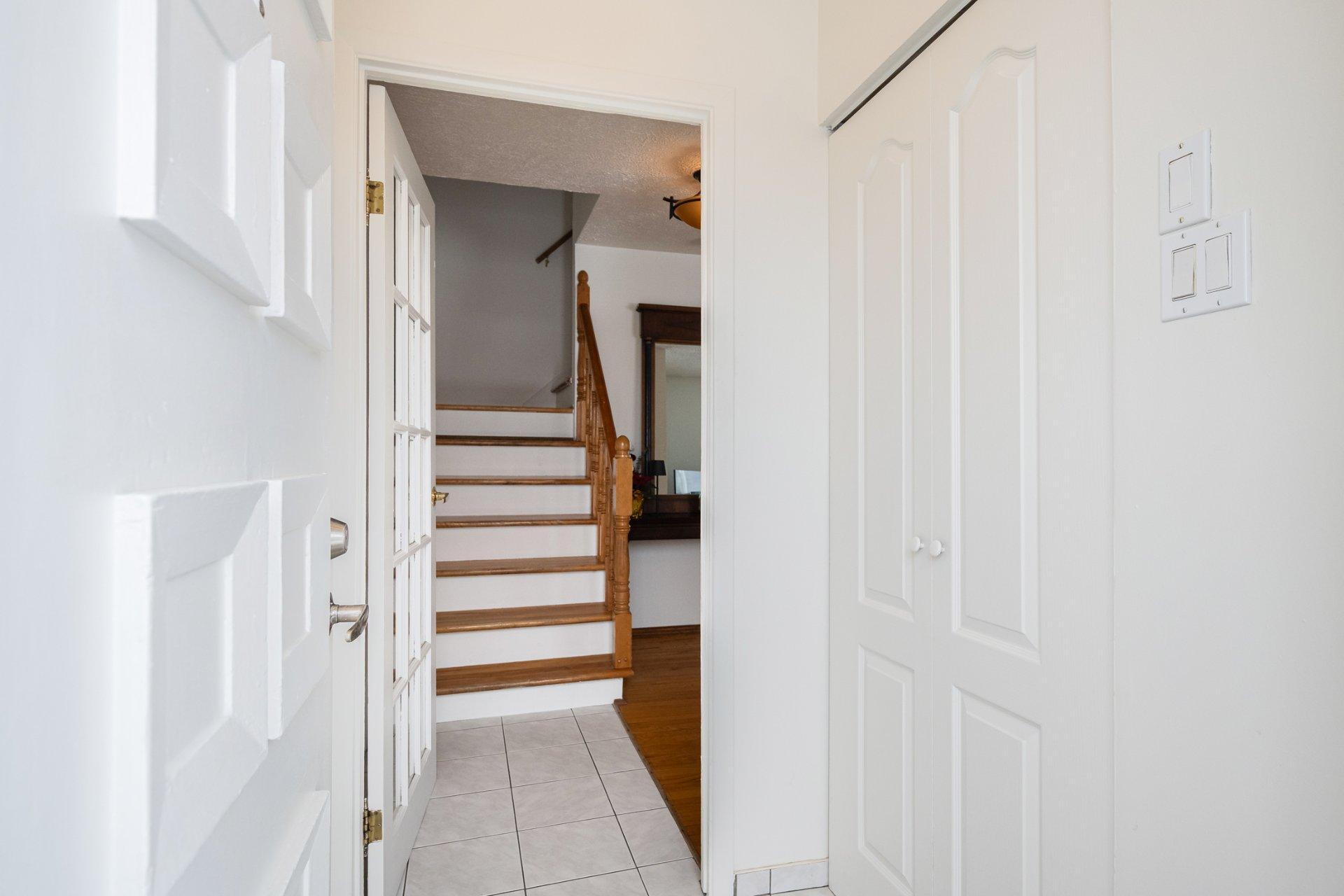 









1154


Av. Haendel

,
Laval (Chomedey),




QC
H7W3A2

