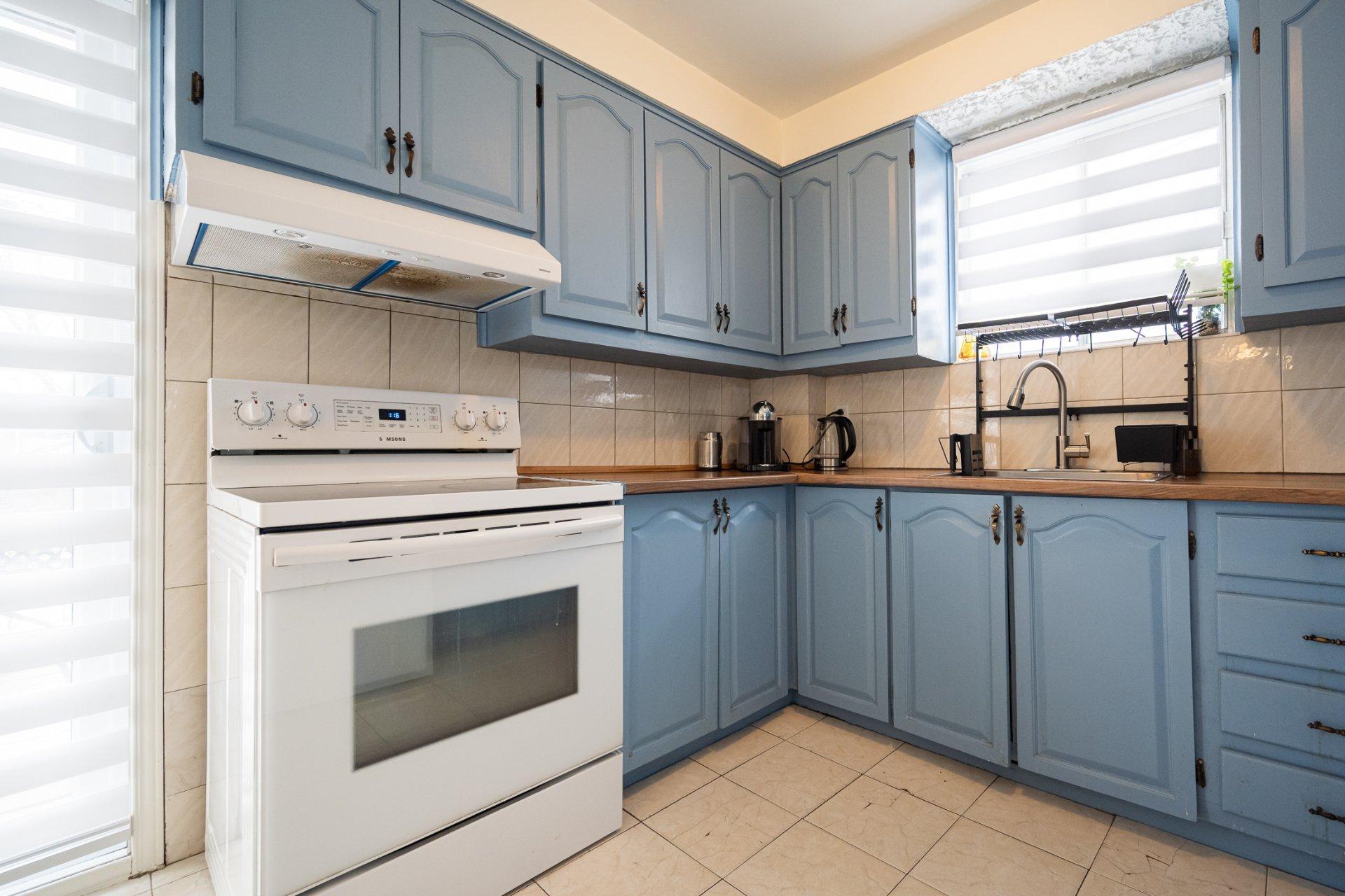 









1154


Av. Haendel

,
Laval (Chomedey),




QC
H7W3A2

