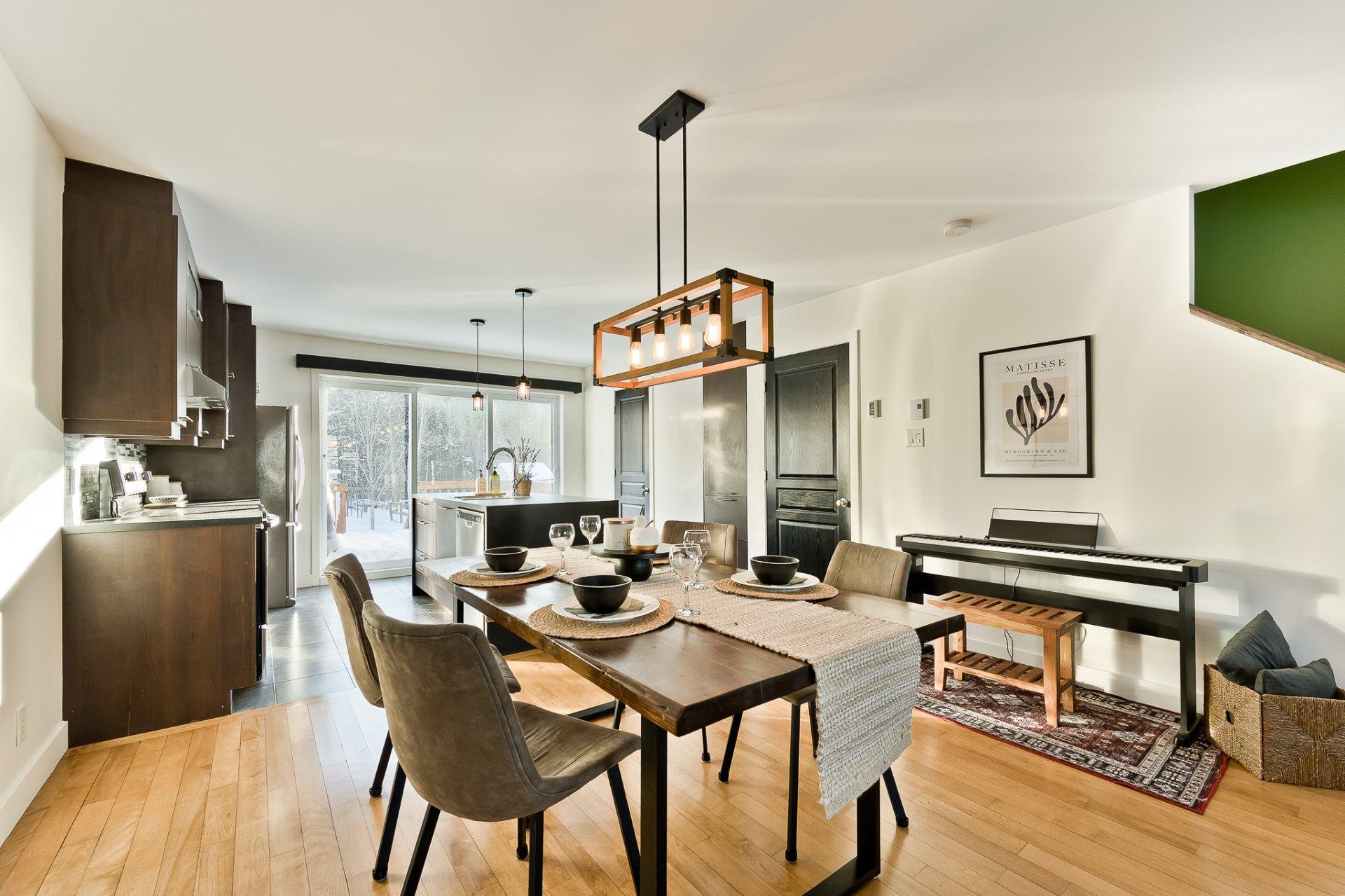 









3754


Rue Tourville

,
Sherbrooke (Les Nations),




QC
J1N0W8

