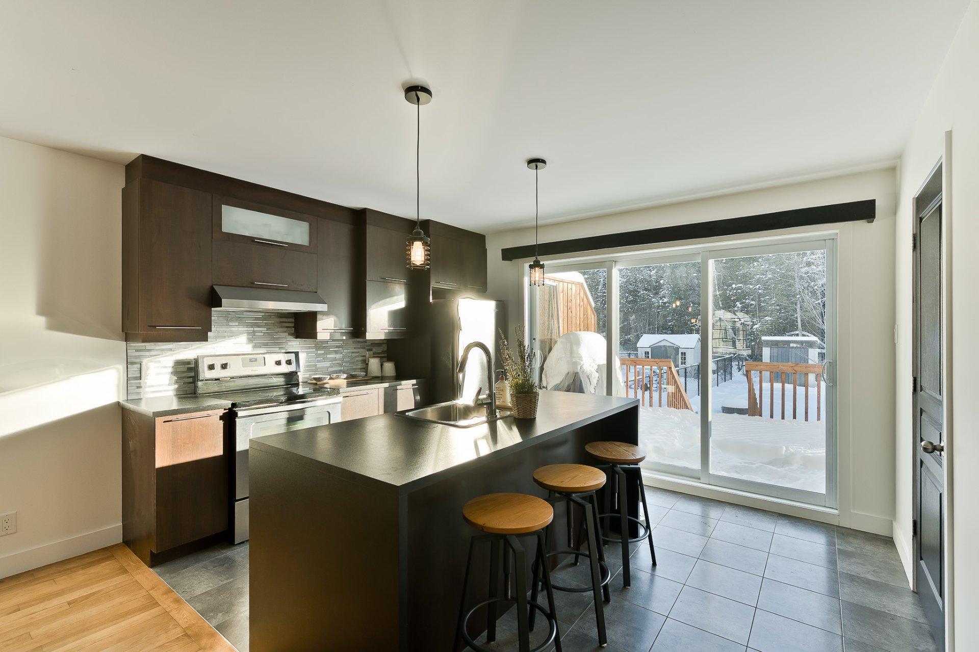 









3754


Rue Tourville

,
Sherbrooke (Les Nations),




QC
J1N0W8

