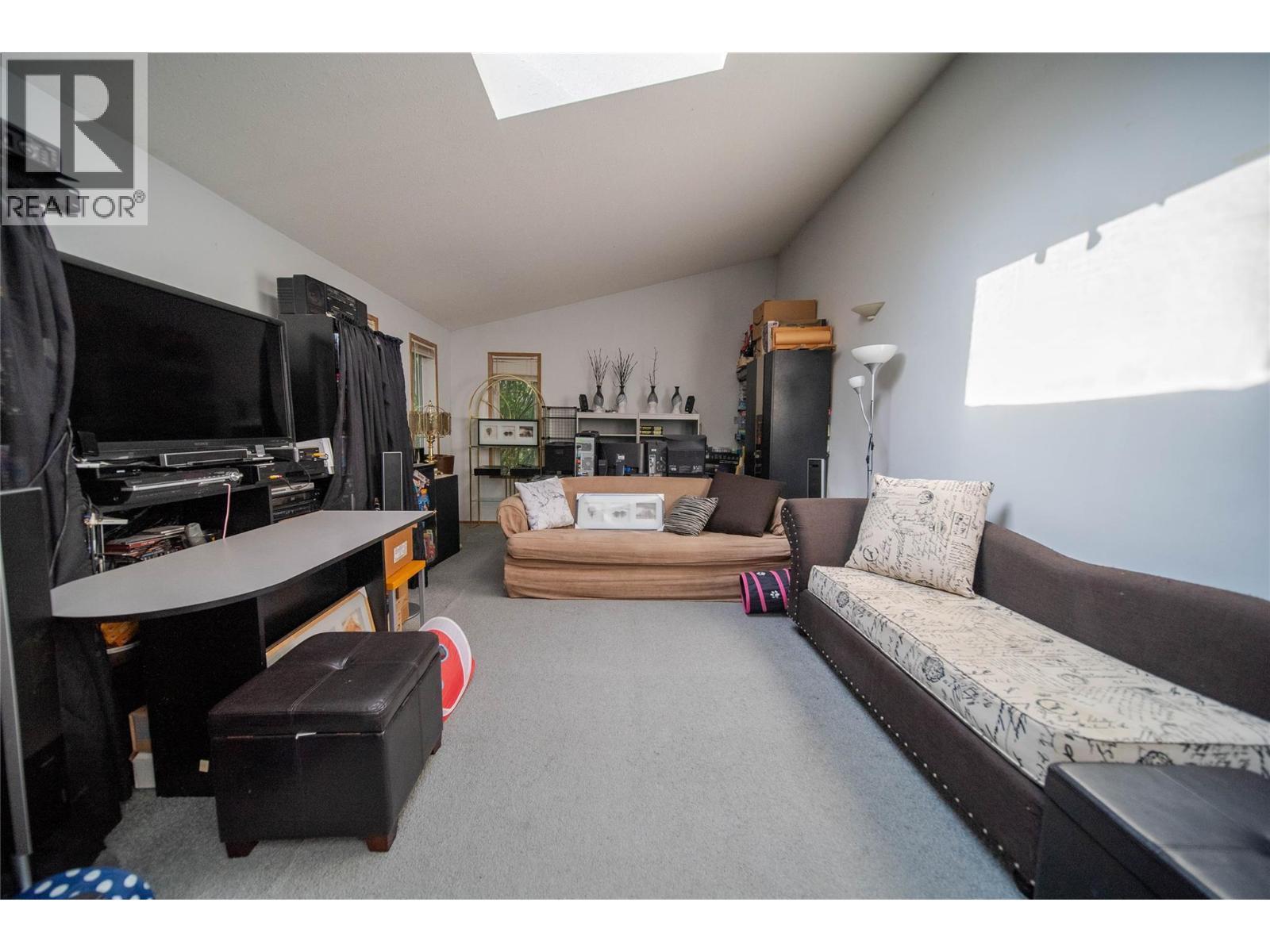 












2870 Rosen Heights Road

,
Jaffray,




British Columbia
V0B1T0

