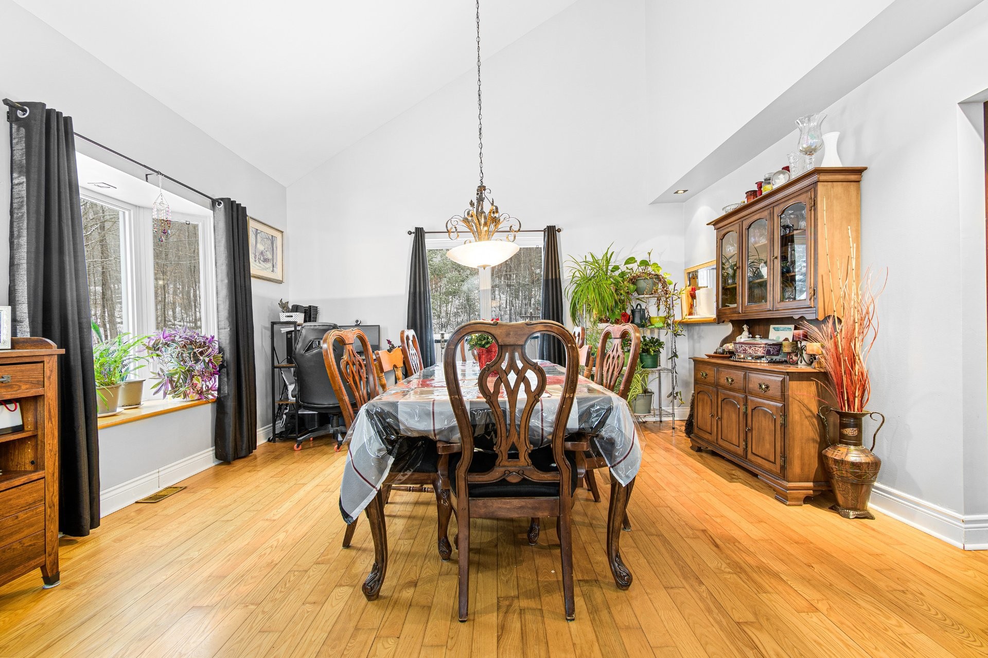 









58


Rue Binette

,
Brownsburg-Chatham,




QC
J8G1W8

