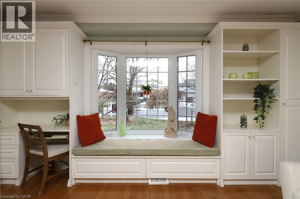 












4 CINDY Court

,
Grimsby,




Ontario
L3M4N9

